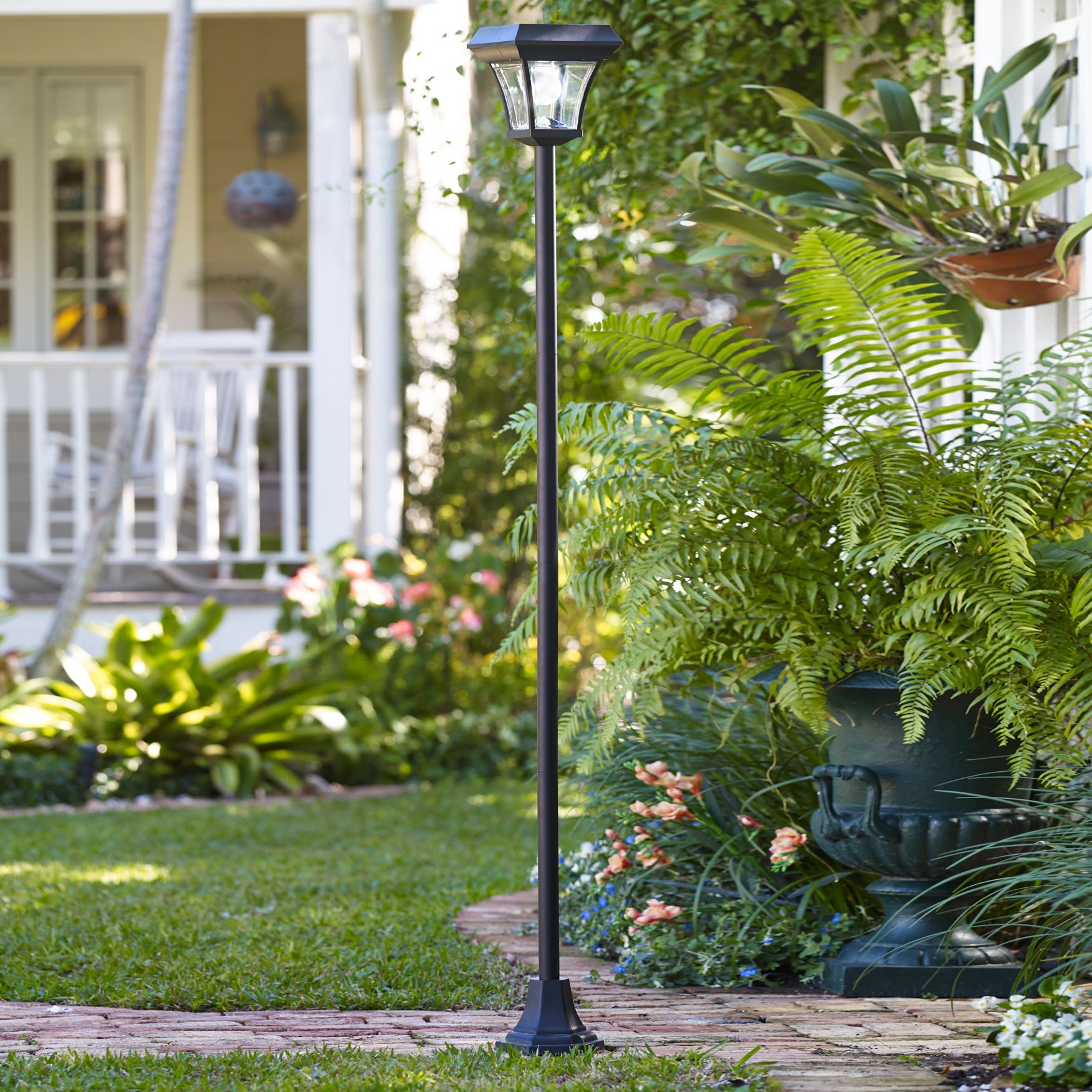 Solar Garden Lamp Post | Outdoor Lighting | Brylanehome
