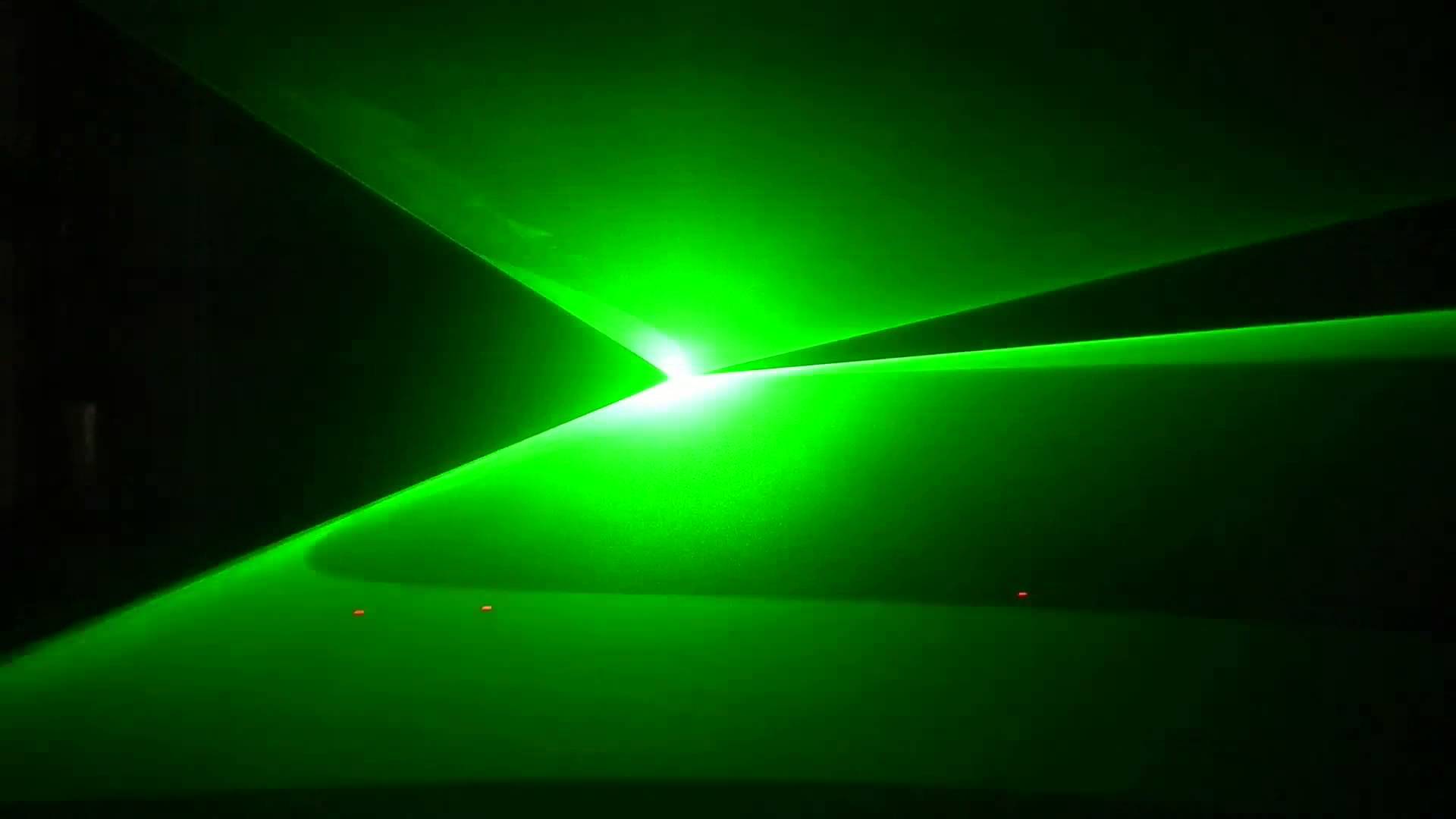 Nebula 1w single green light effect - YouTube