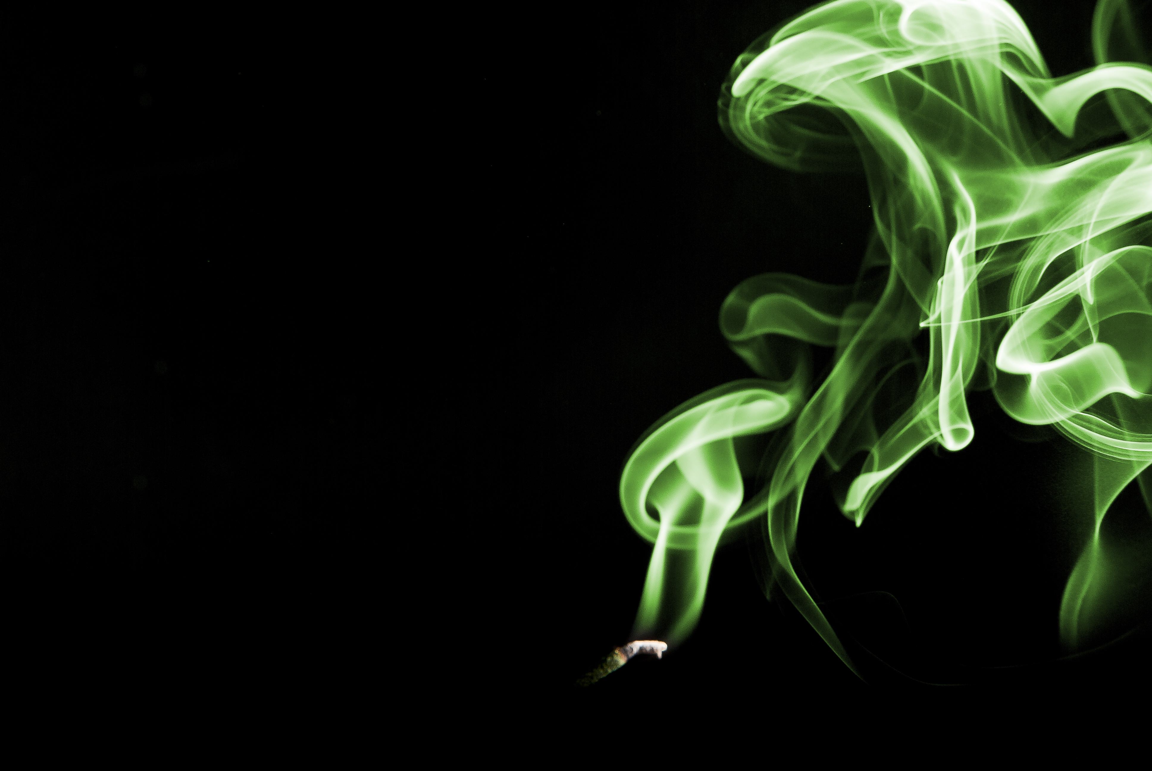 Green Smoke by BrandonLee88 on DeviantArt