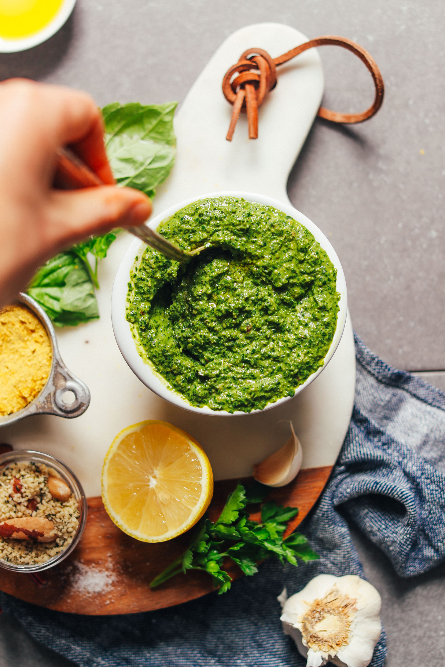 Super Green Vegan Kale Pesto | Minimalist Baker Recipes