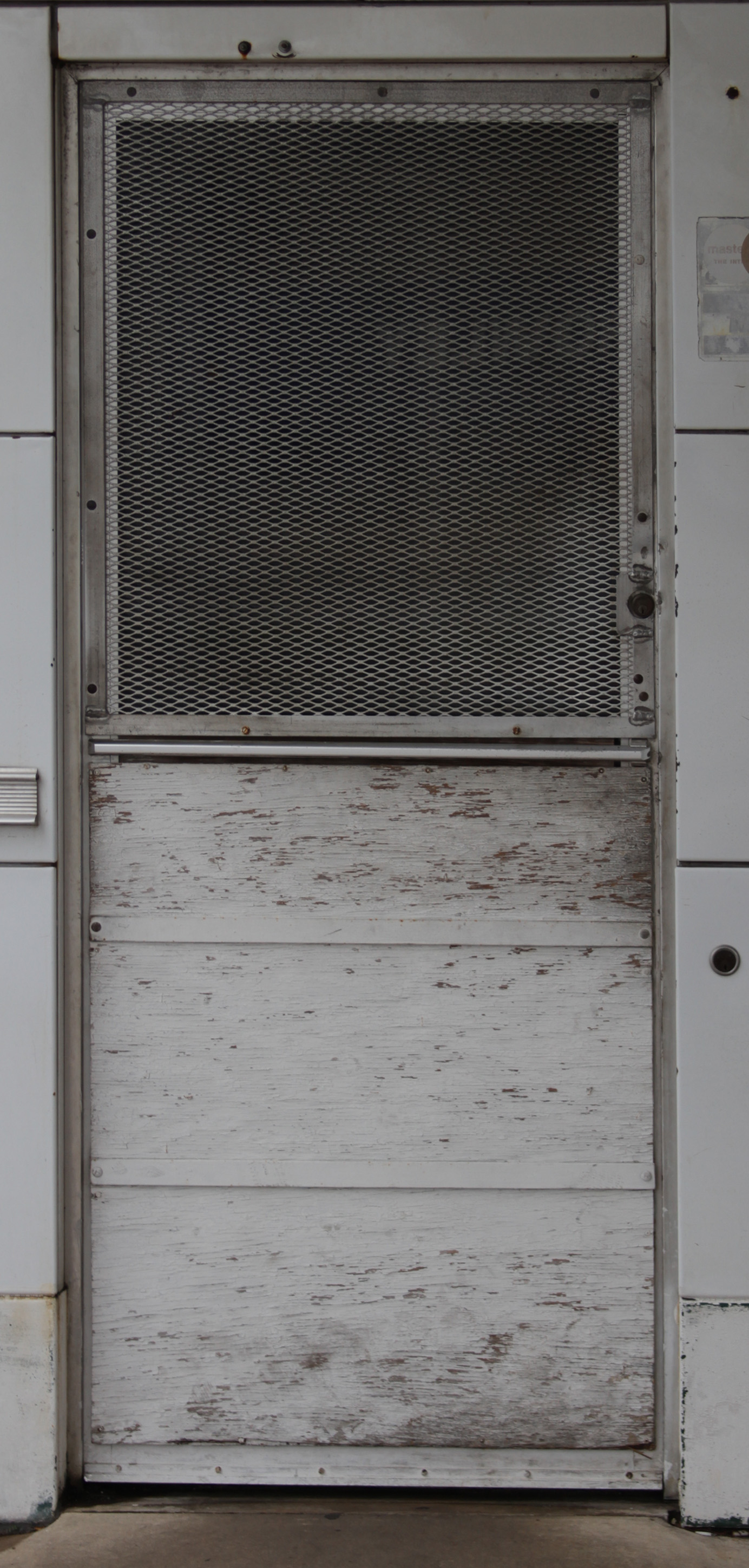 Caged Grunge Door Texture - 14Textures