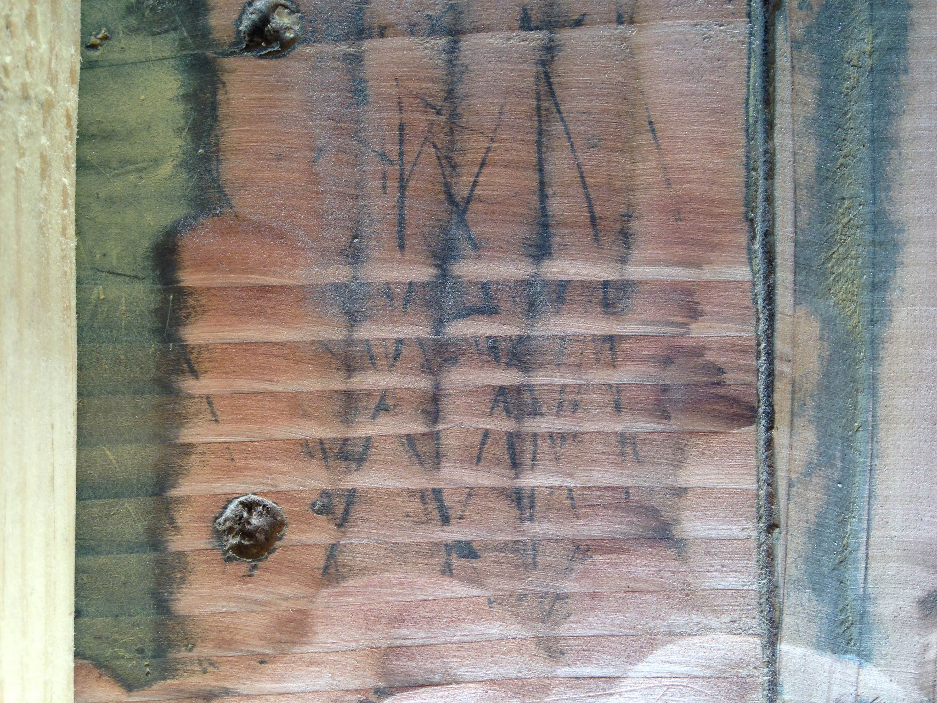 File:Grunge colored wood texture.JPG - Wikimedia Commons