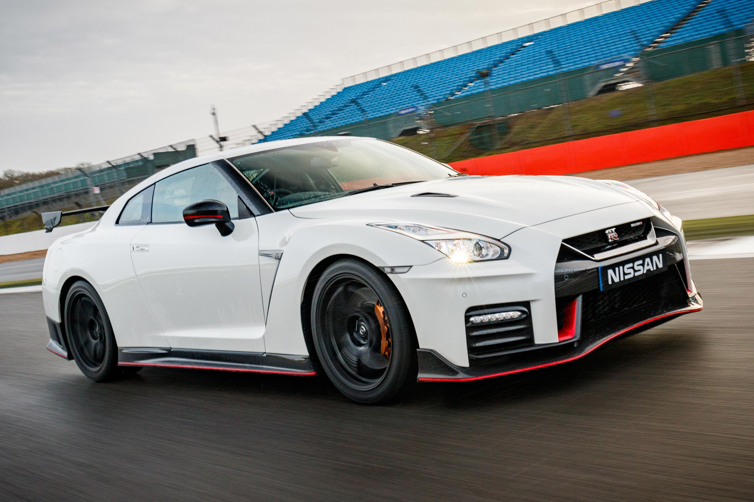 New Nissan GT-R NISMO 2017 review | Auto Express