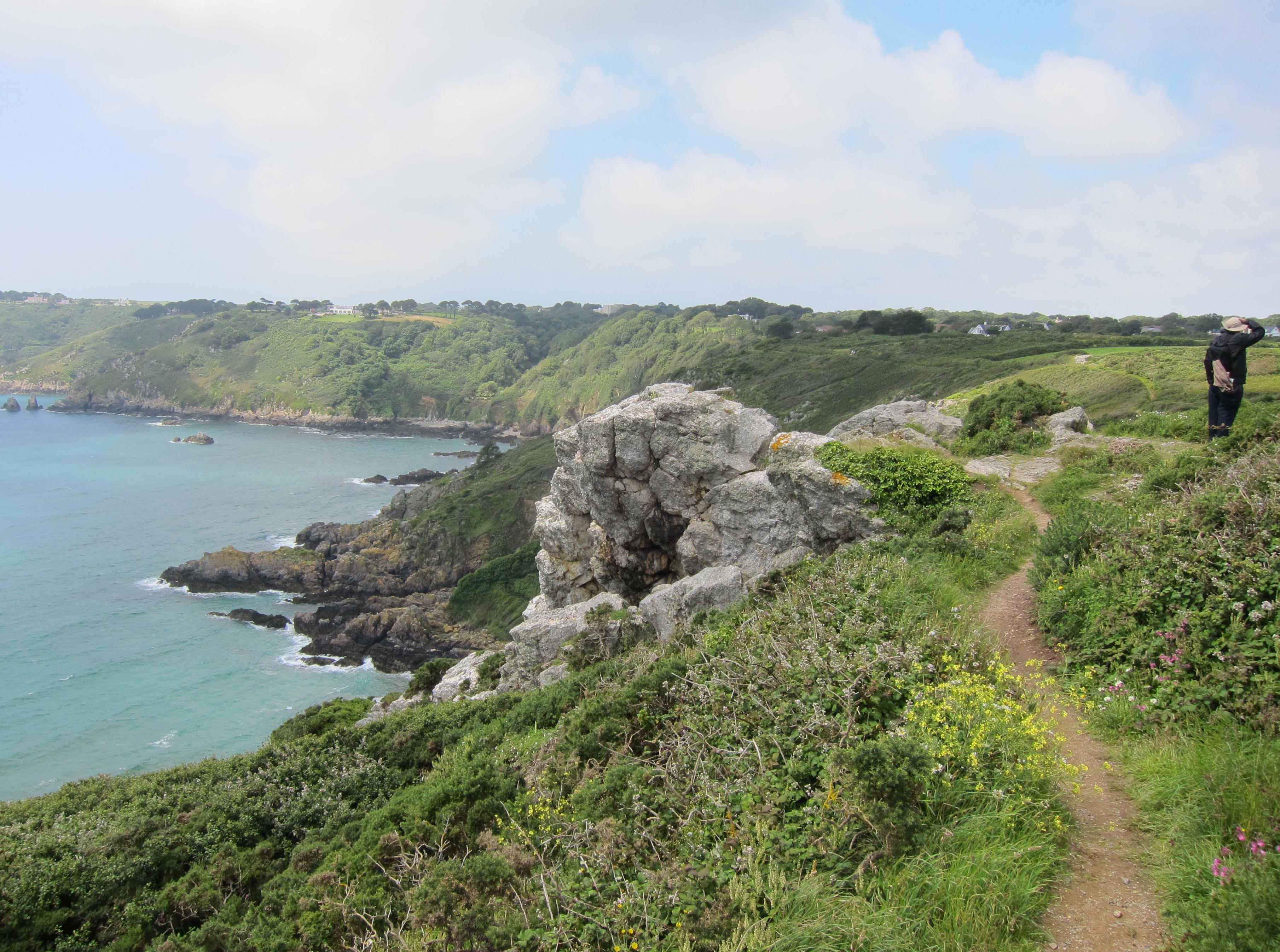 The Guernsey Coastal Walk - Day 1 | A Walker's Journal