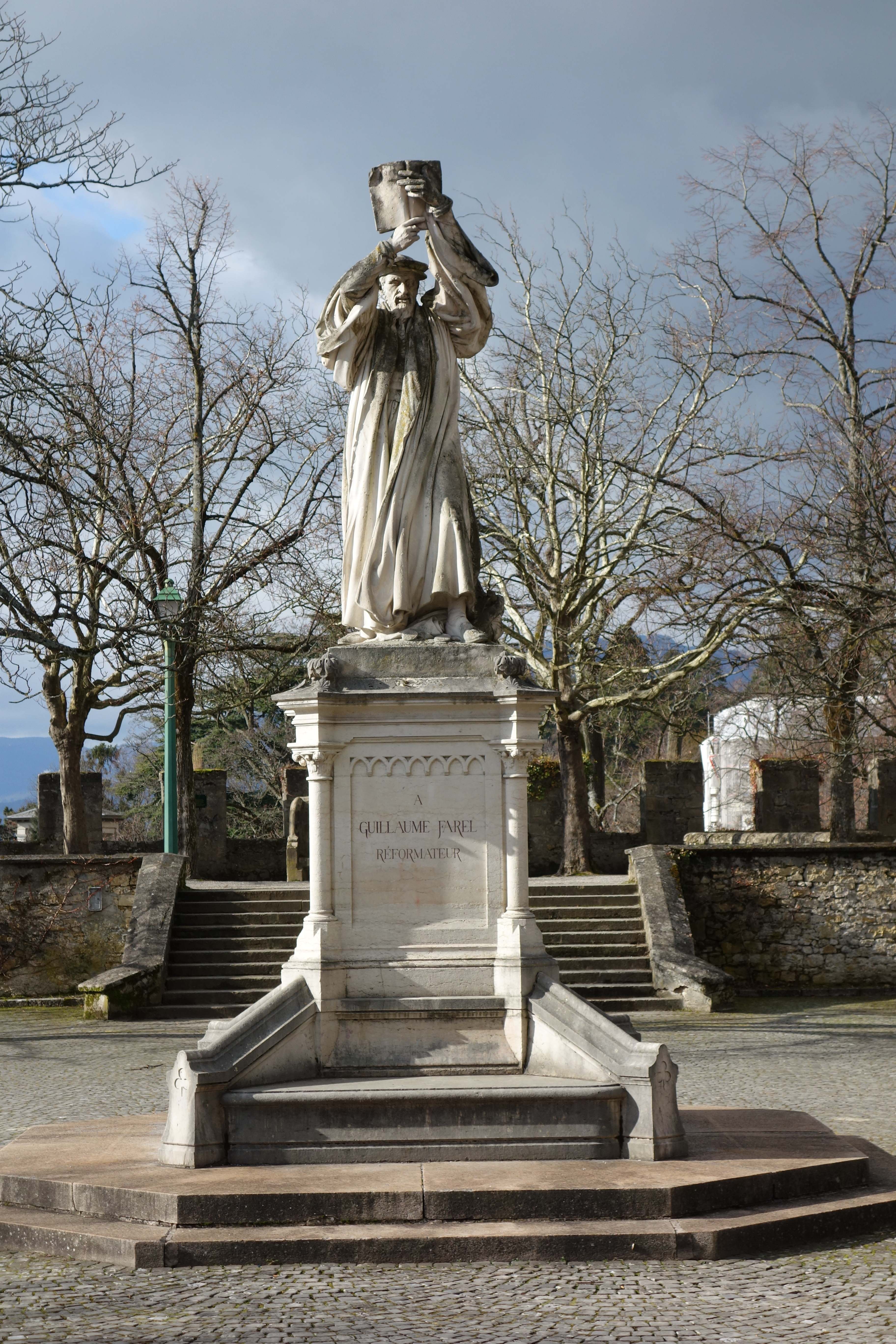 File:Statue de Guillaume Farel 02.jpg - Wikimedia Commons