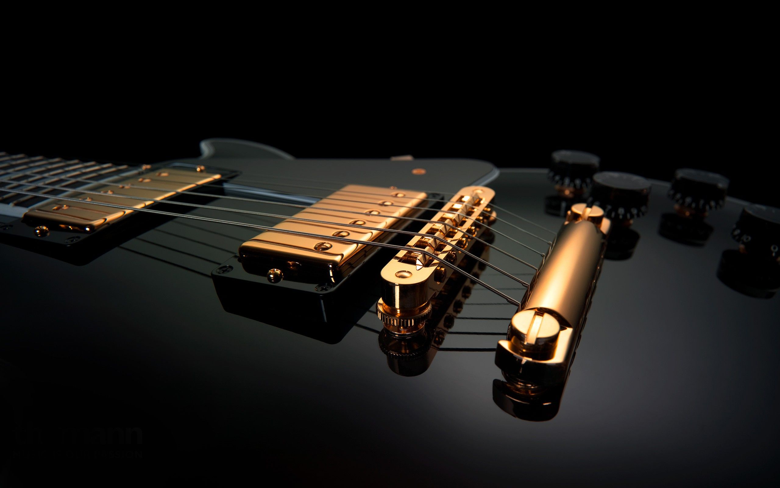 General 2560x1600 guitar electric guitar closeup | Wallpaper ...