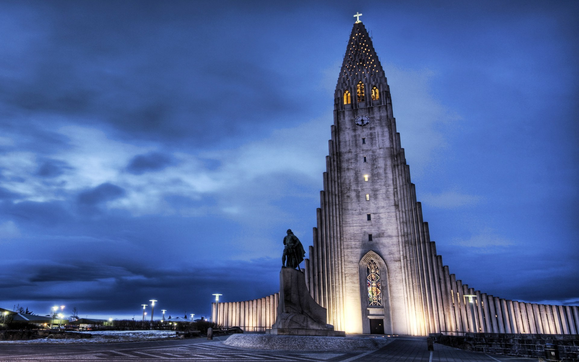 Hallgrimskirkja - Church in Reykjavík - Thousand Wonders