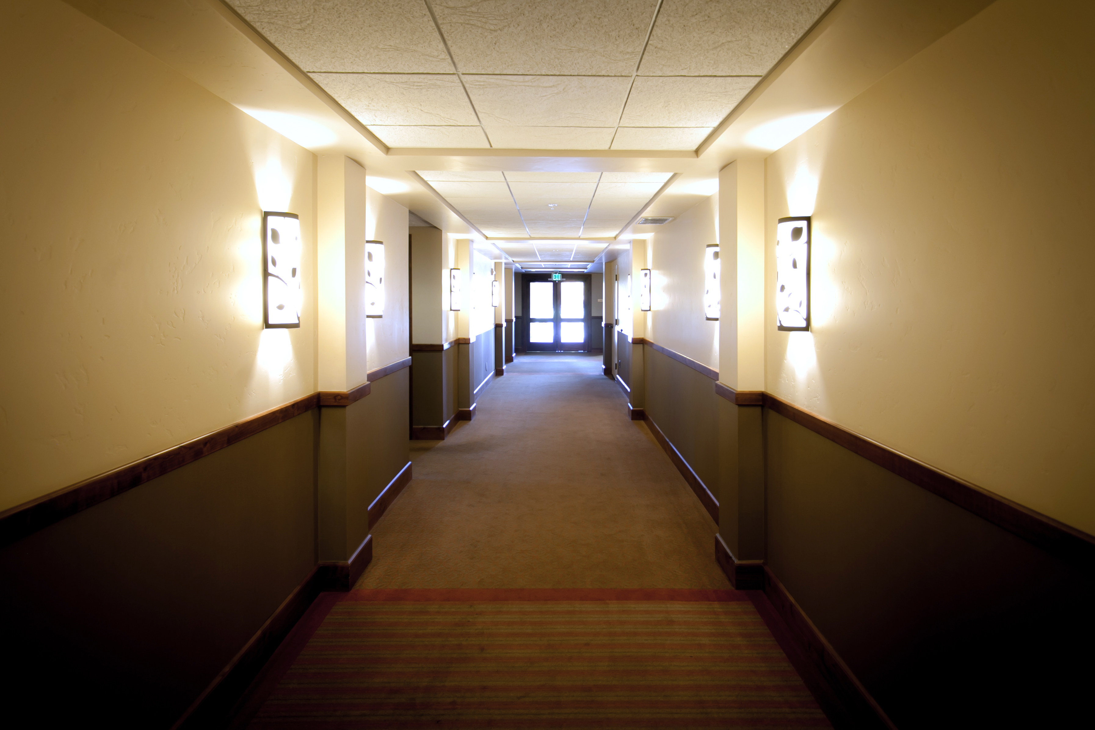 Hallway dreams meaning - Interpretation and Meaning