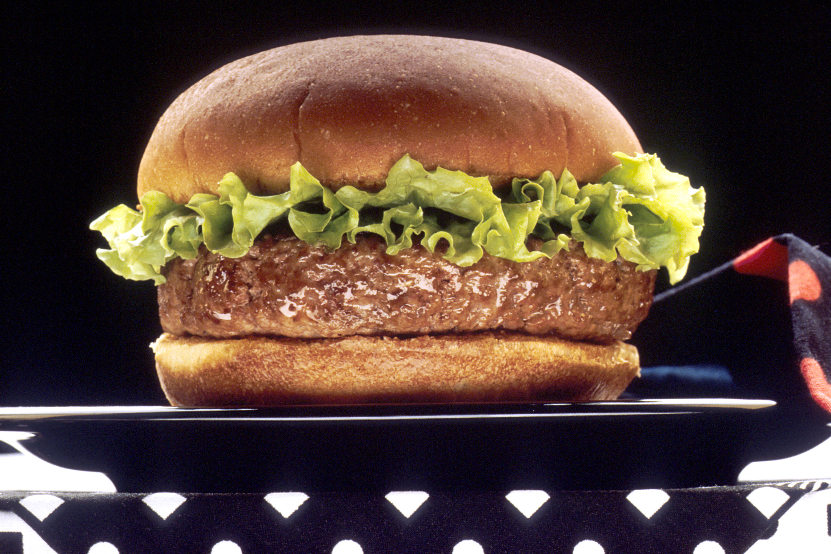 File:NCI Visuals Food Hamburger.jpg - Wikimedia Commons