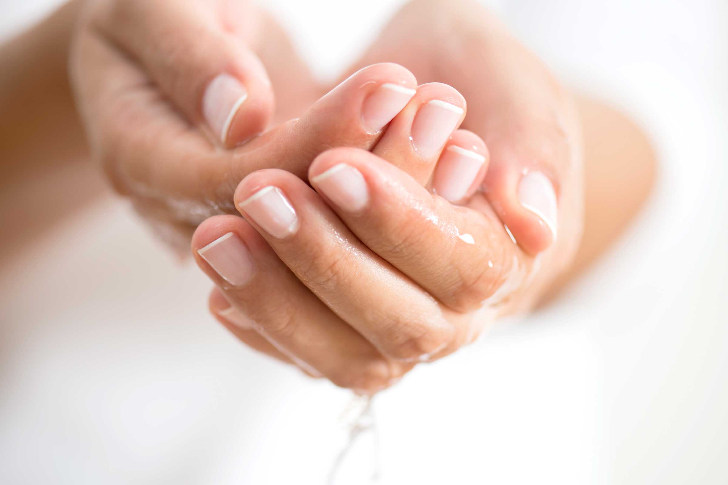 Hand Care: Signs Your Hands Are Begging For TLC | Reader's Digest