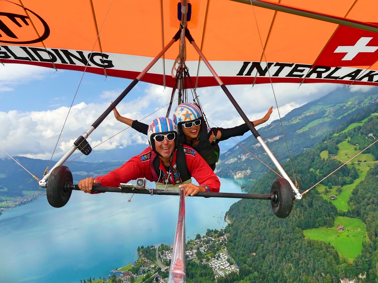 Miss HappyFeet: Hang Gliding in Interlaken: I am like a bird!