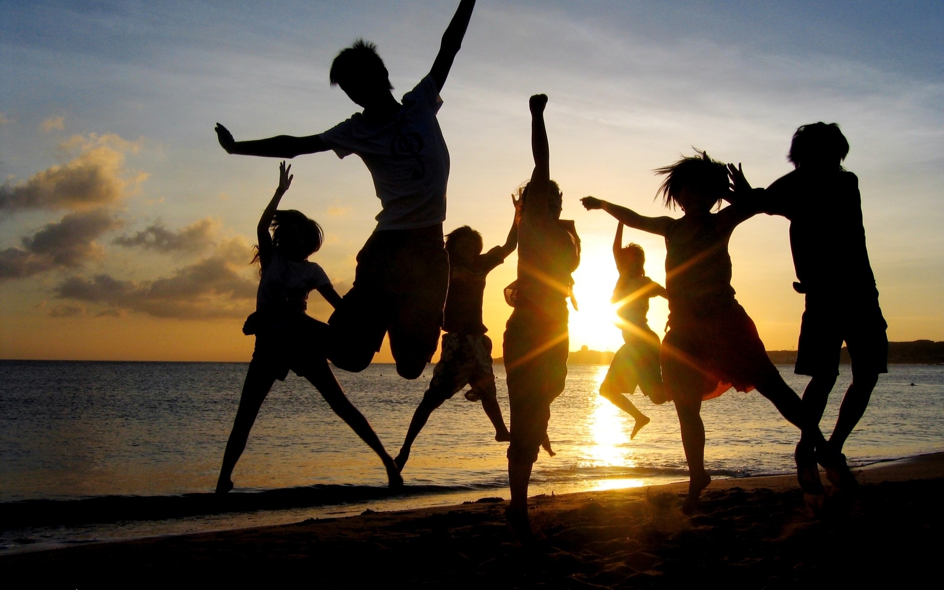 Happy people, friends, happiness, sunset, beach - HD wallpaper ...
