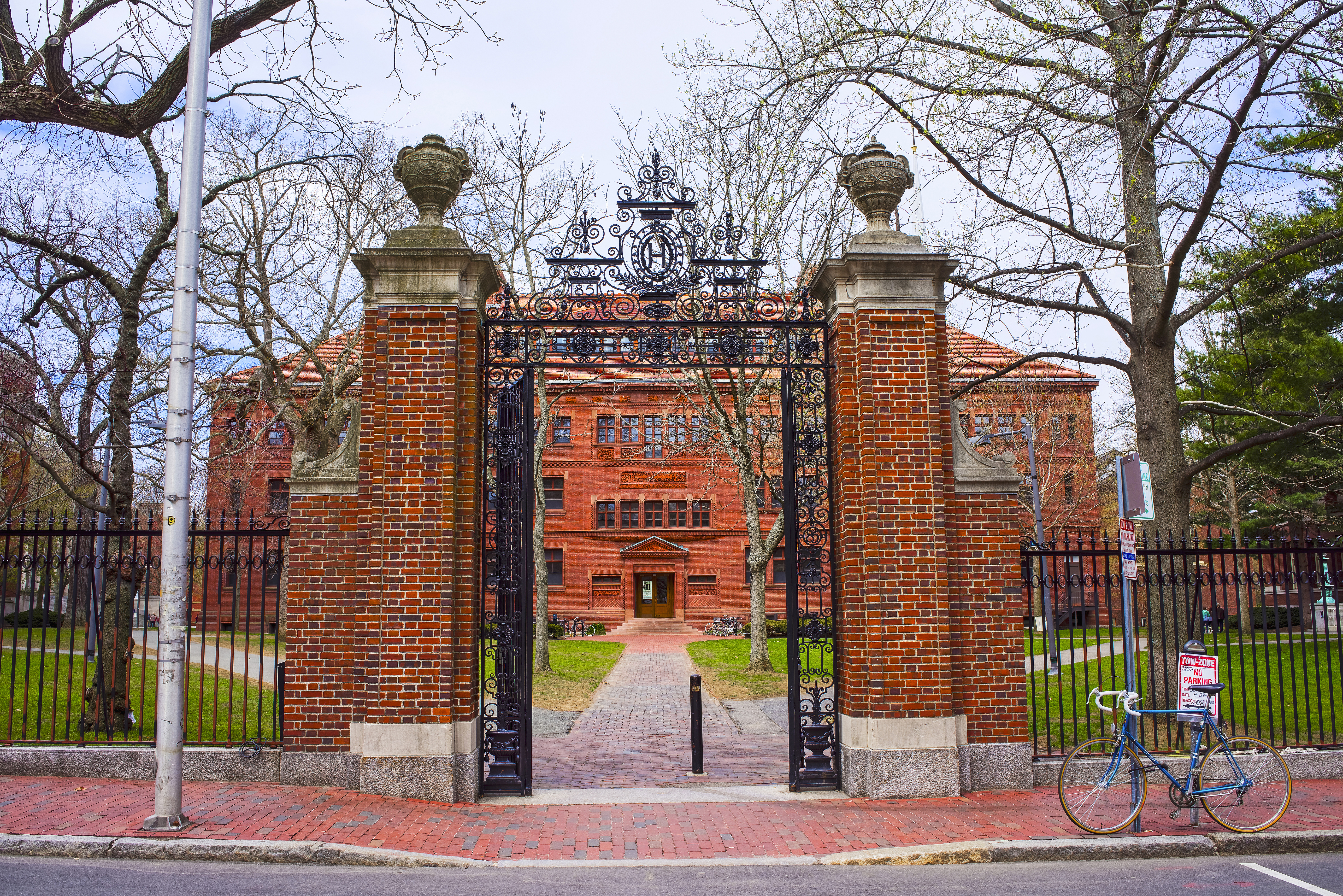 Harvard Was Right to Snatch Back Those Students' Acceptance Letters ...