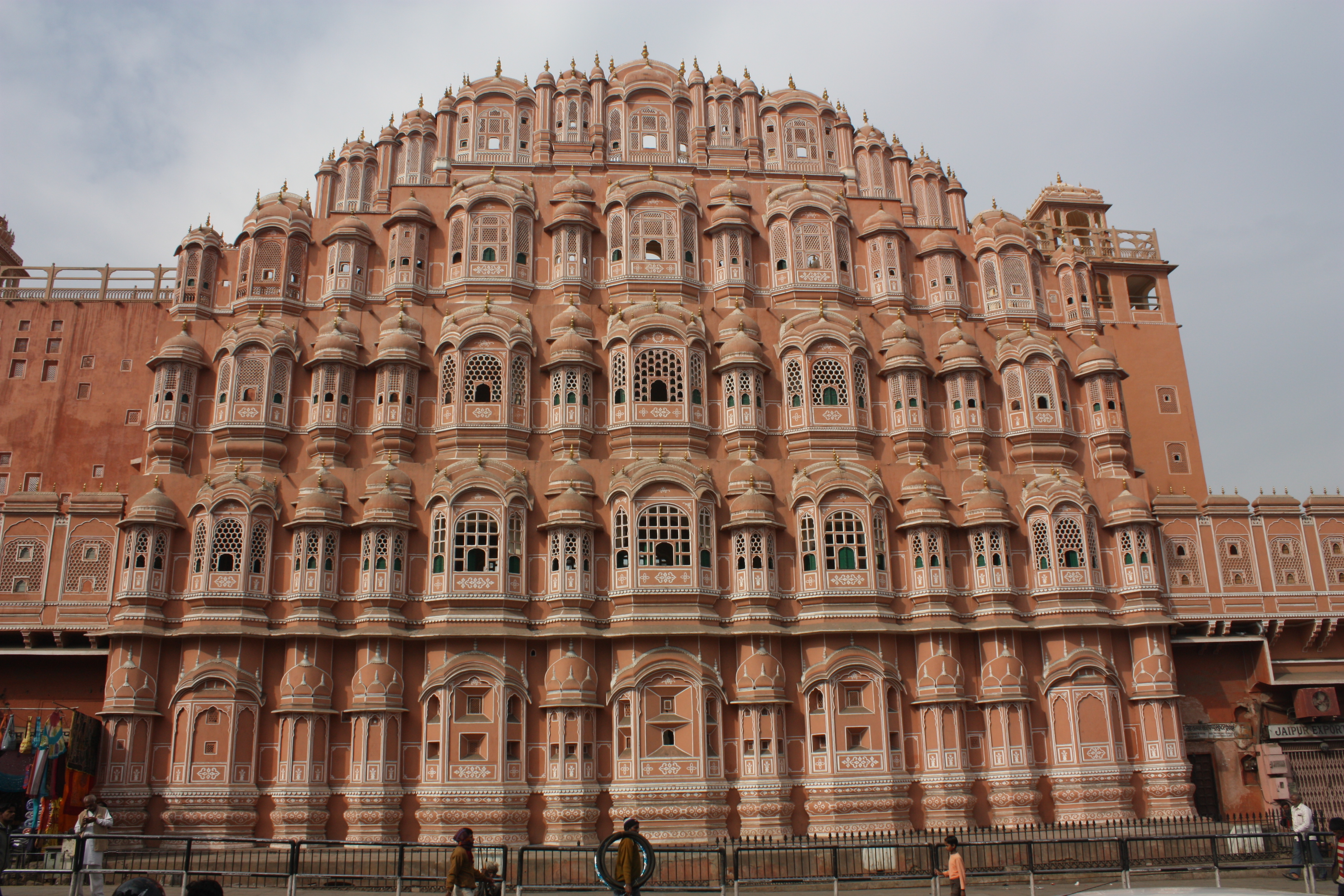 File:Jaipur, Hawa Mahal (Palace of the Winds) (6271685549).jpg ...