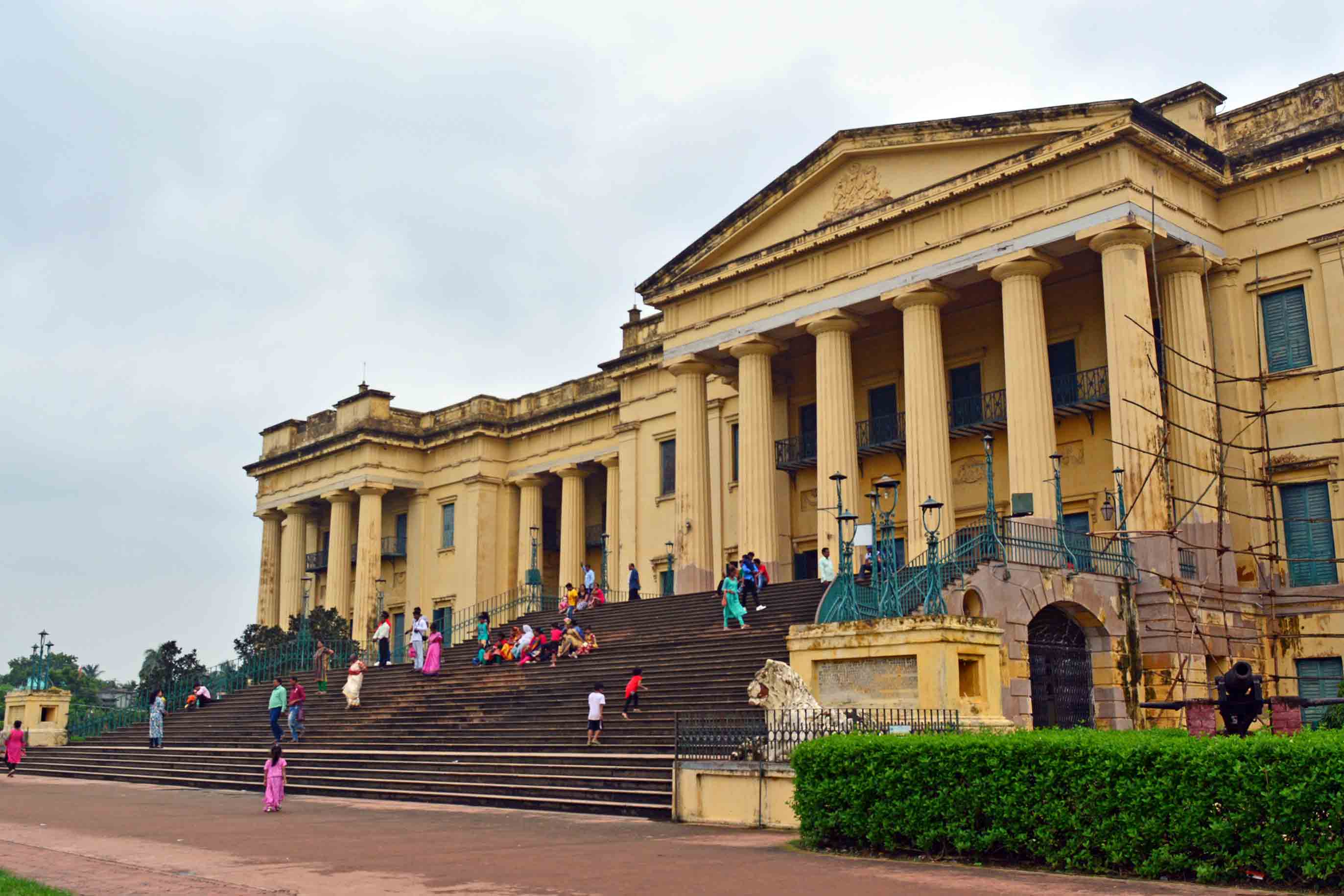 Hazarduari Palace Museum | Museums of India