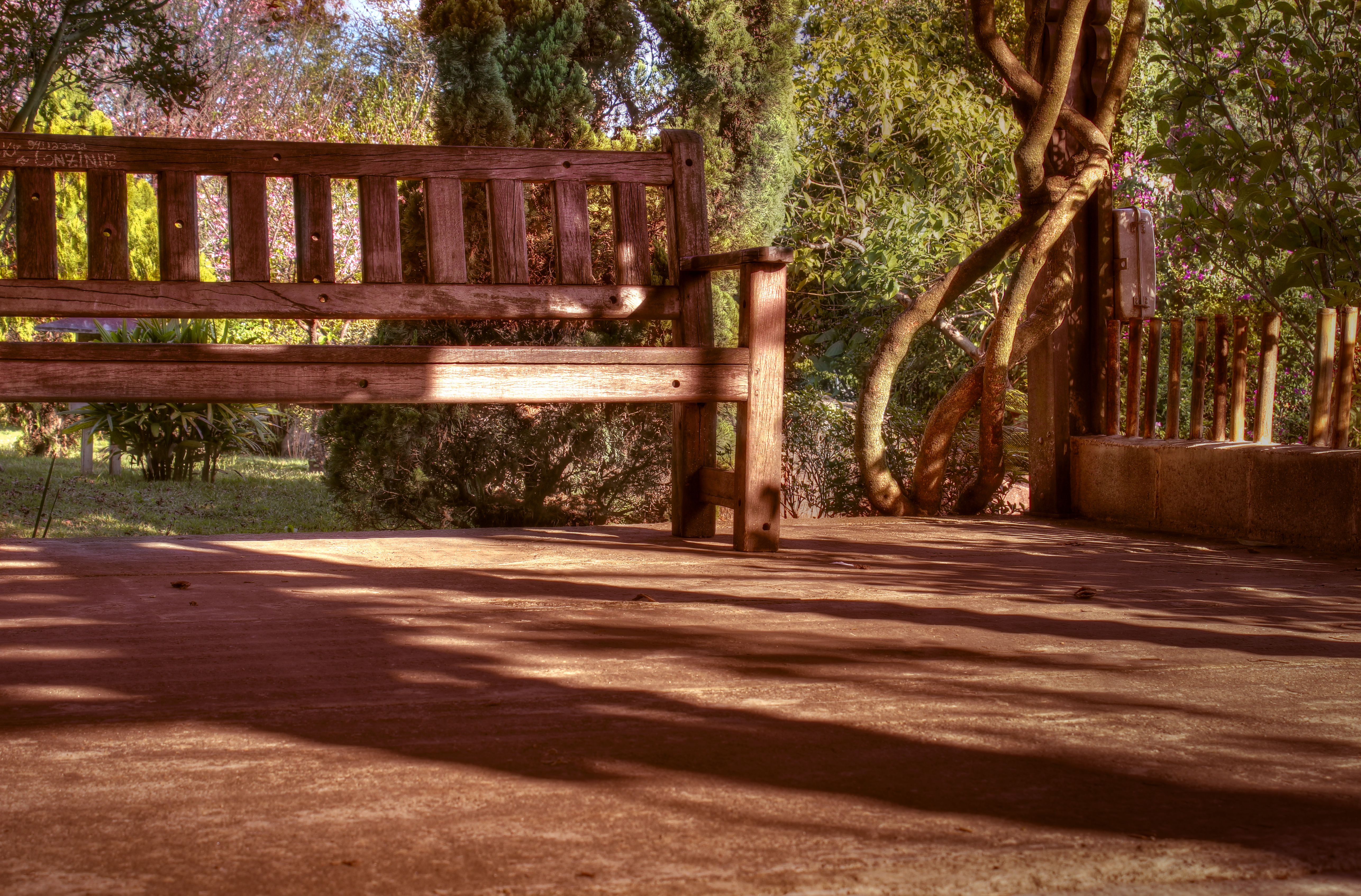 Hdr bench photo