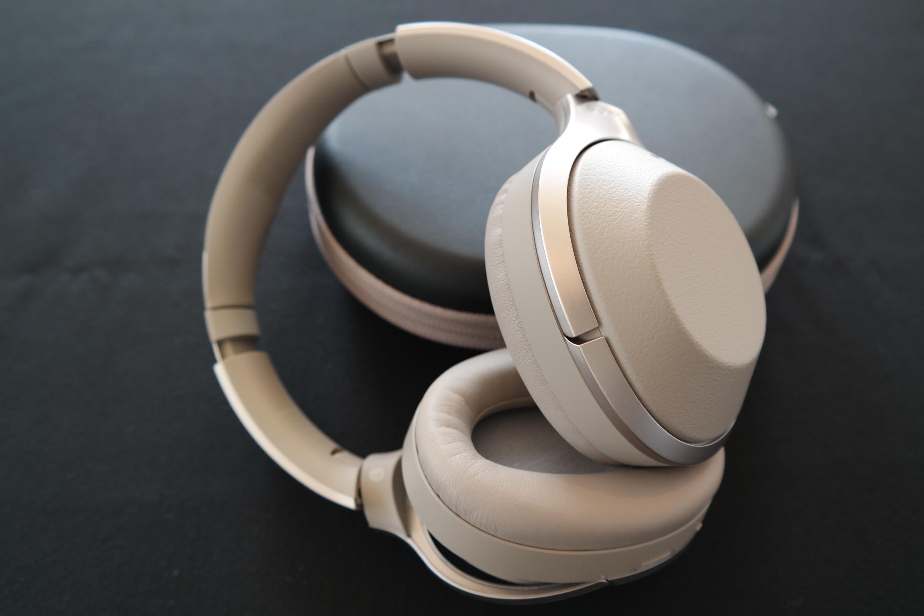 Sony WH-1000XM2 review: Sony's top noise-cancelling headphones match ...