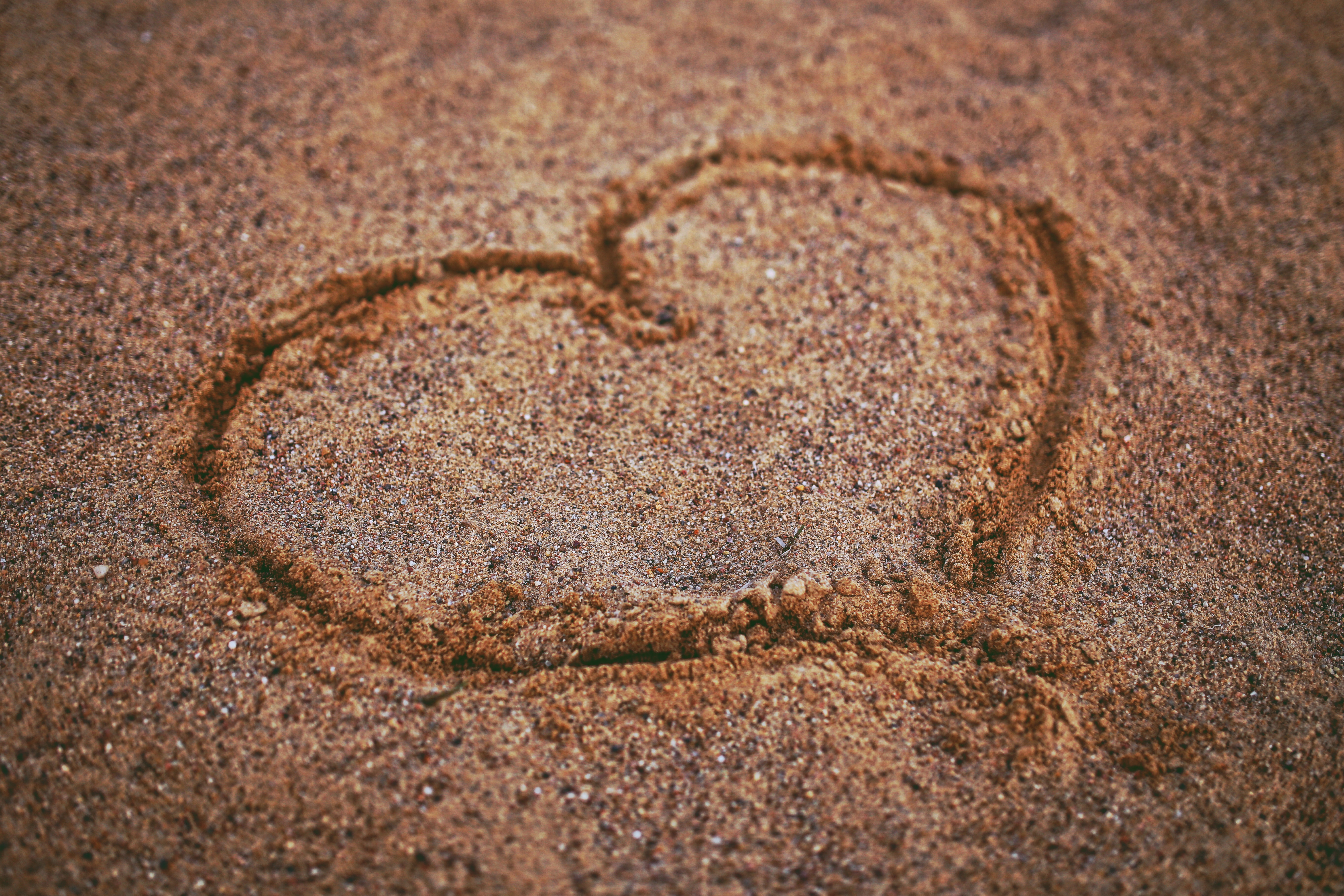 Heart on the sand, Abstract, Love, Vacation, Texture, HQ Photo