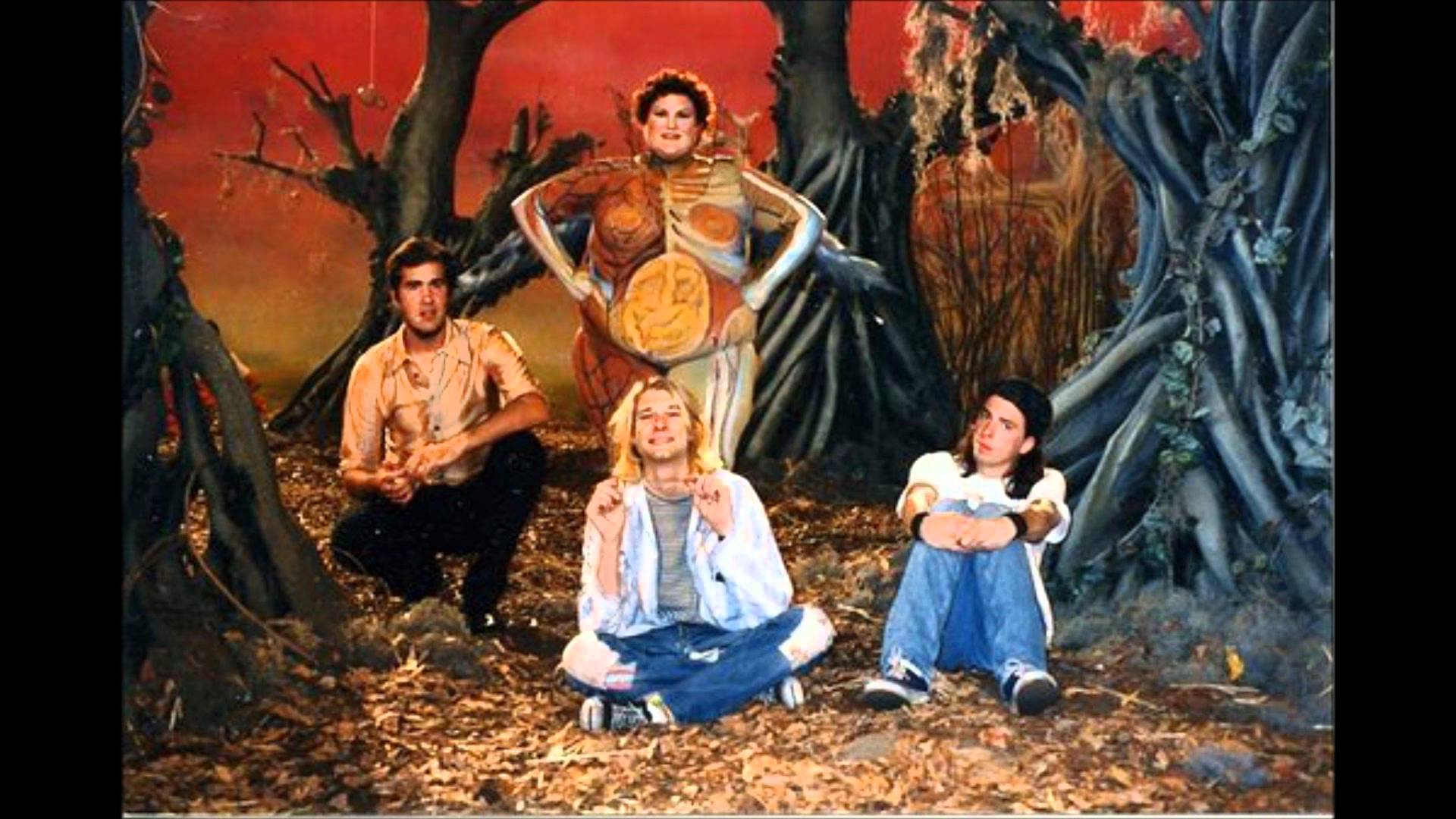 Neat pic from the Heart Shaped Box video shoot - Imgur