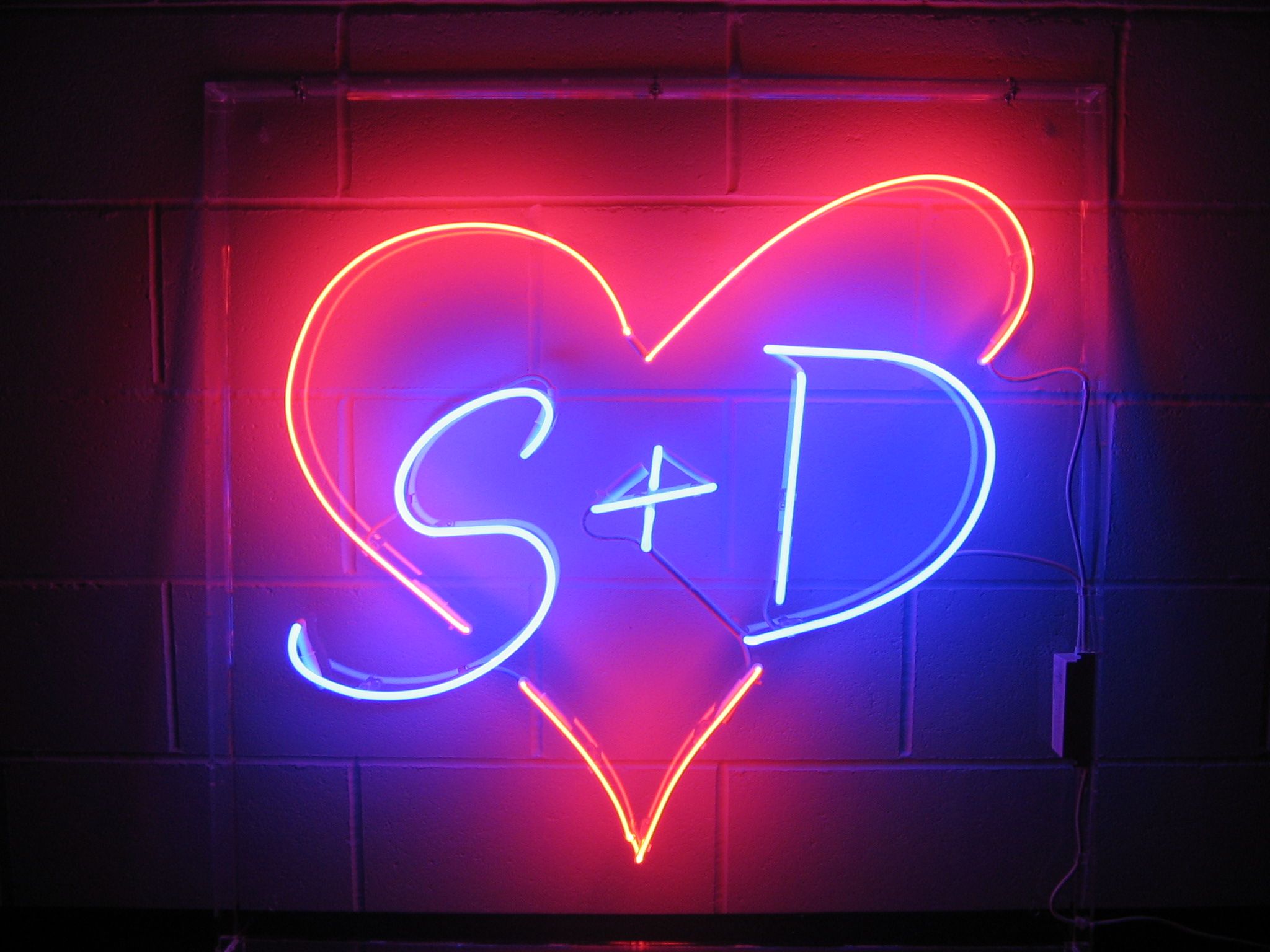 S+D in heart' custom made neon light | Wedding | Pinterest | Neon ...
