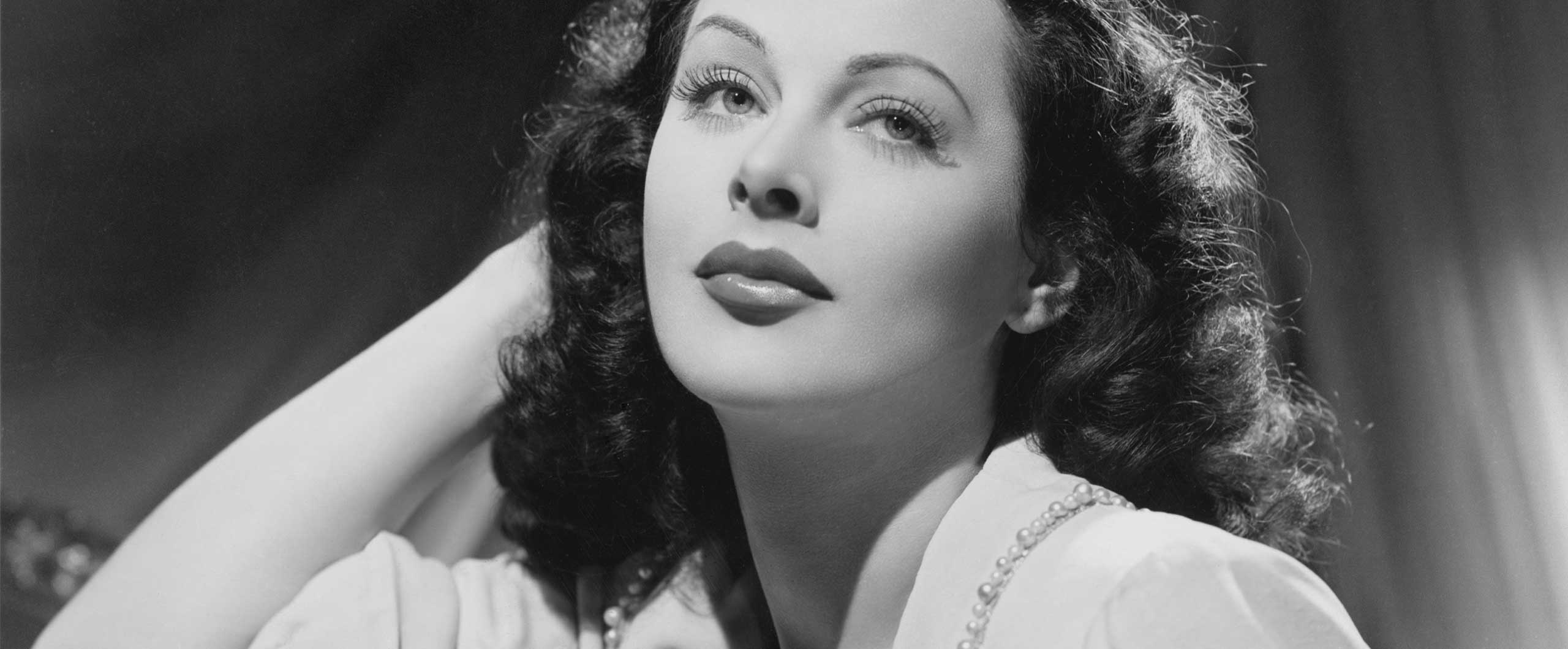 Actress Hedy Lamarr, the Real-life Jewish Wonder Woman Whose ...