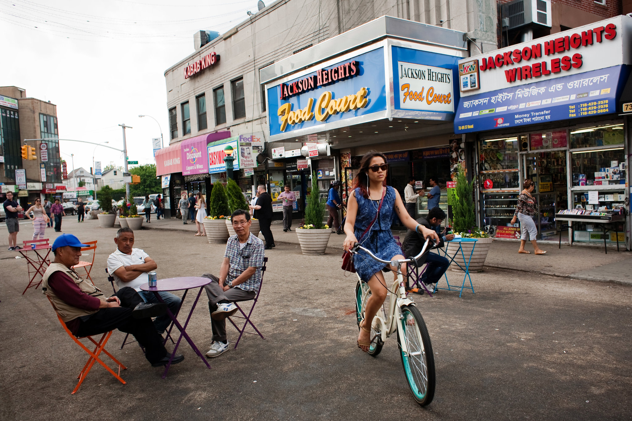 Block by Block | Jackson Heights - Video - NYTimes.com