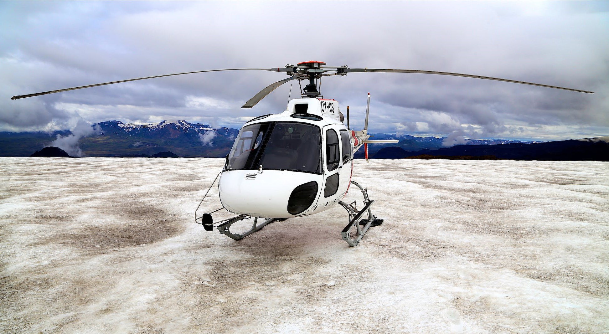 Diamond Helicopter Tour | Landmannalaugar and Eyjafjallajokull | The ...