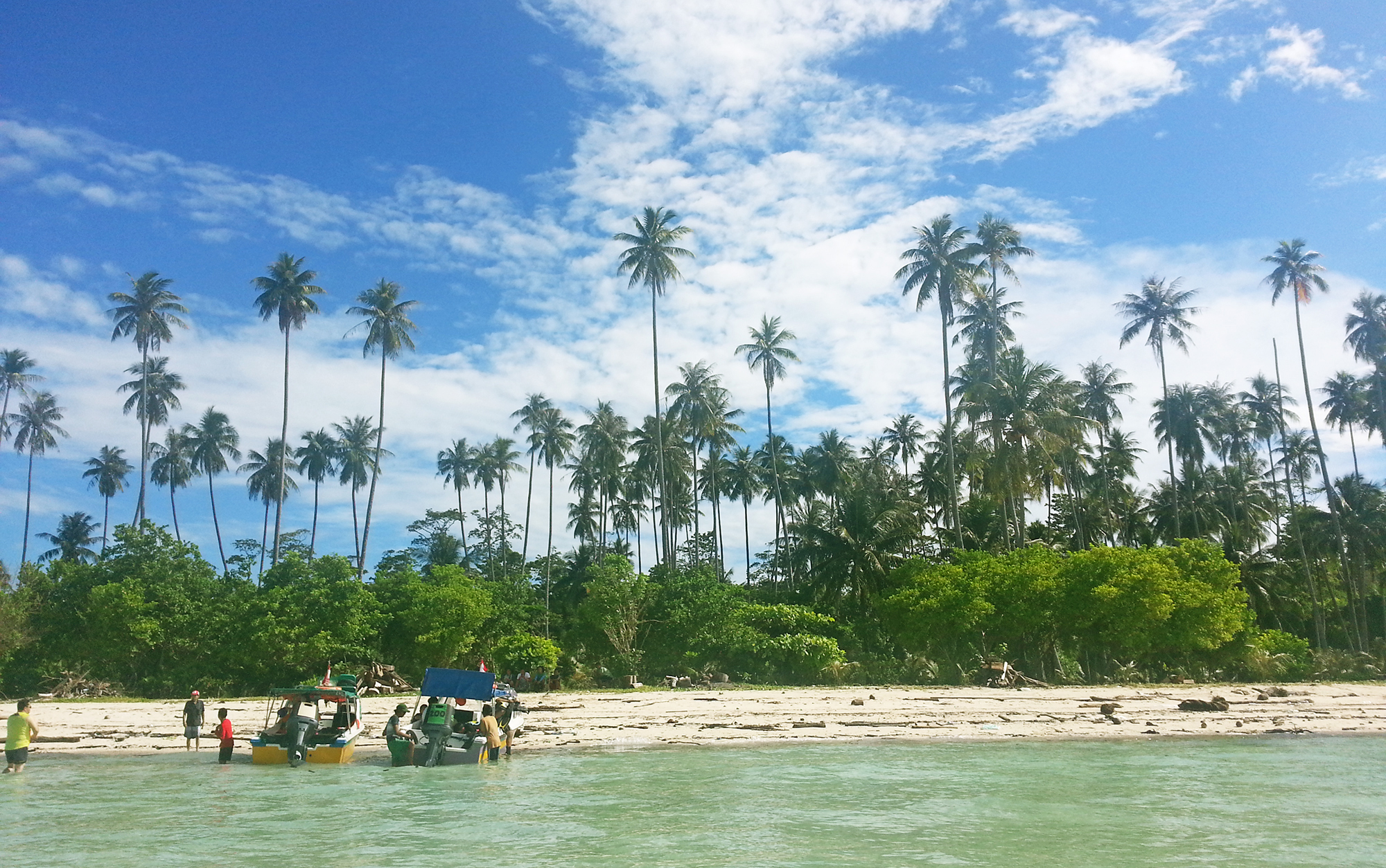 Travelettes » » Hidden Paradise The Derawan Islands, Indonesia