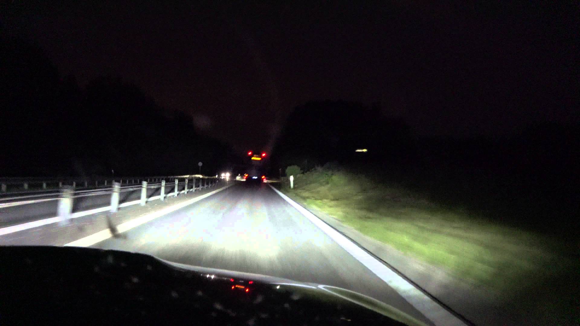 4k] BMW M3 Adaptive Full LED Lights and Automatic high beams in use ...