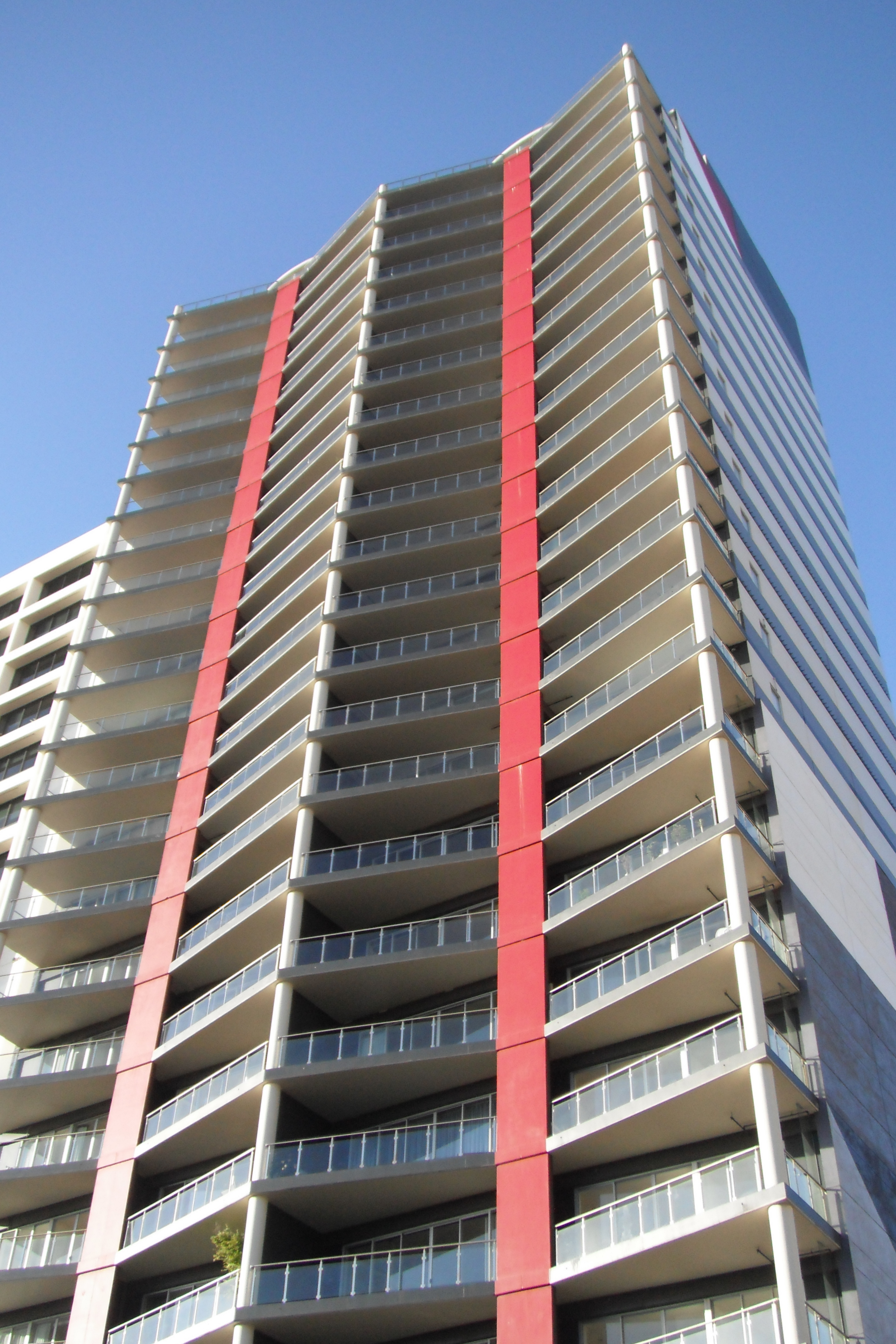 File:High building.jpg - Wikimedia Commons