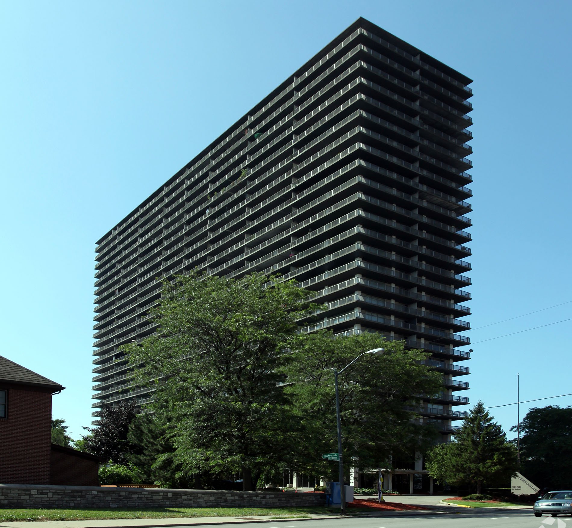 Jeffersonian residential high-rise gets new owners, renovations ...