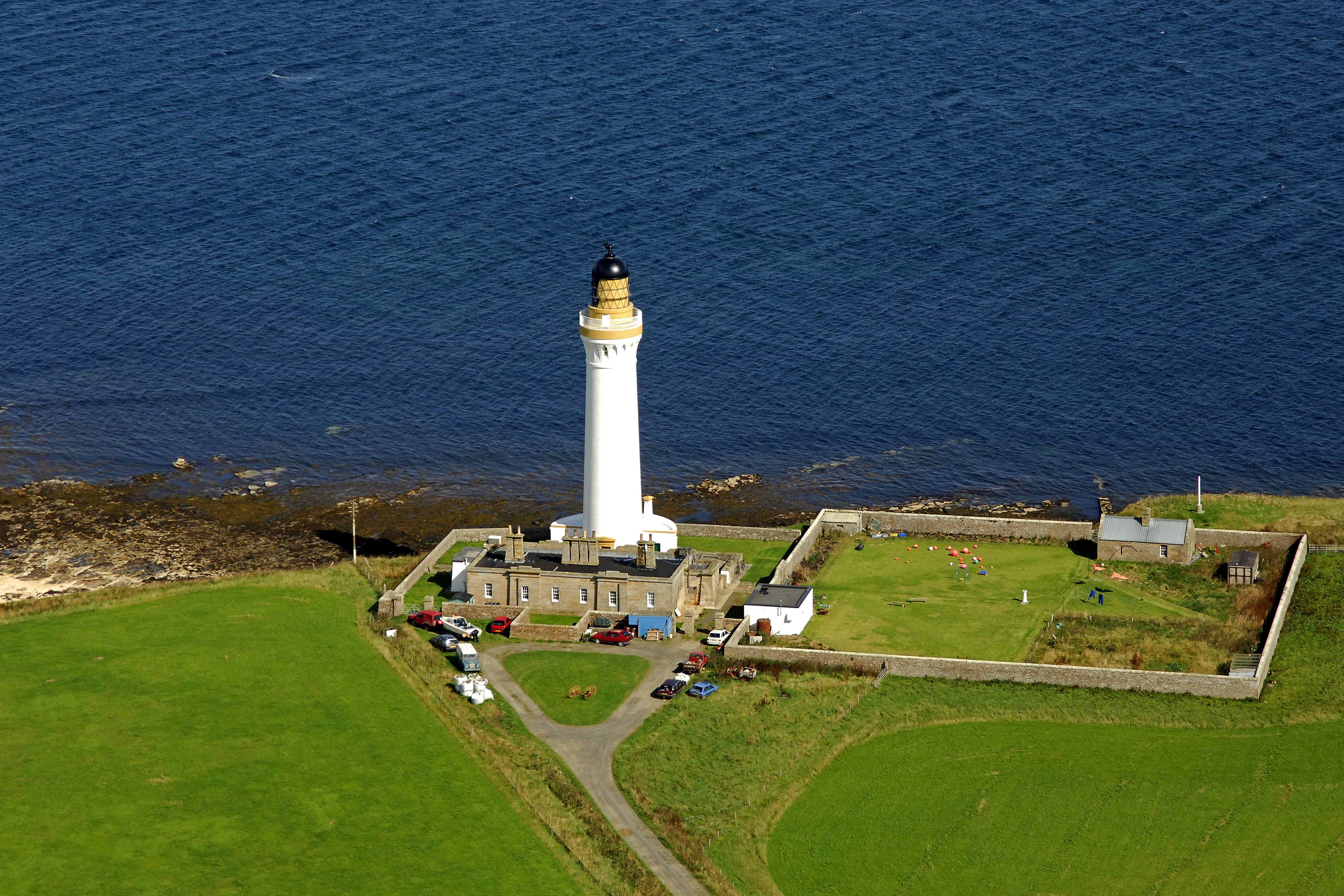 Hoy High Lighthouse in Stromness, SC, United Kingdom - lighthouse ...