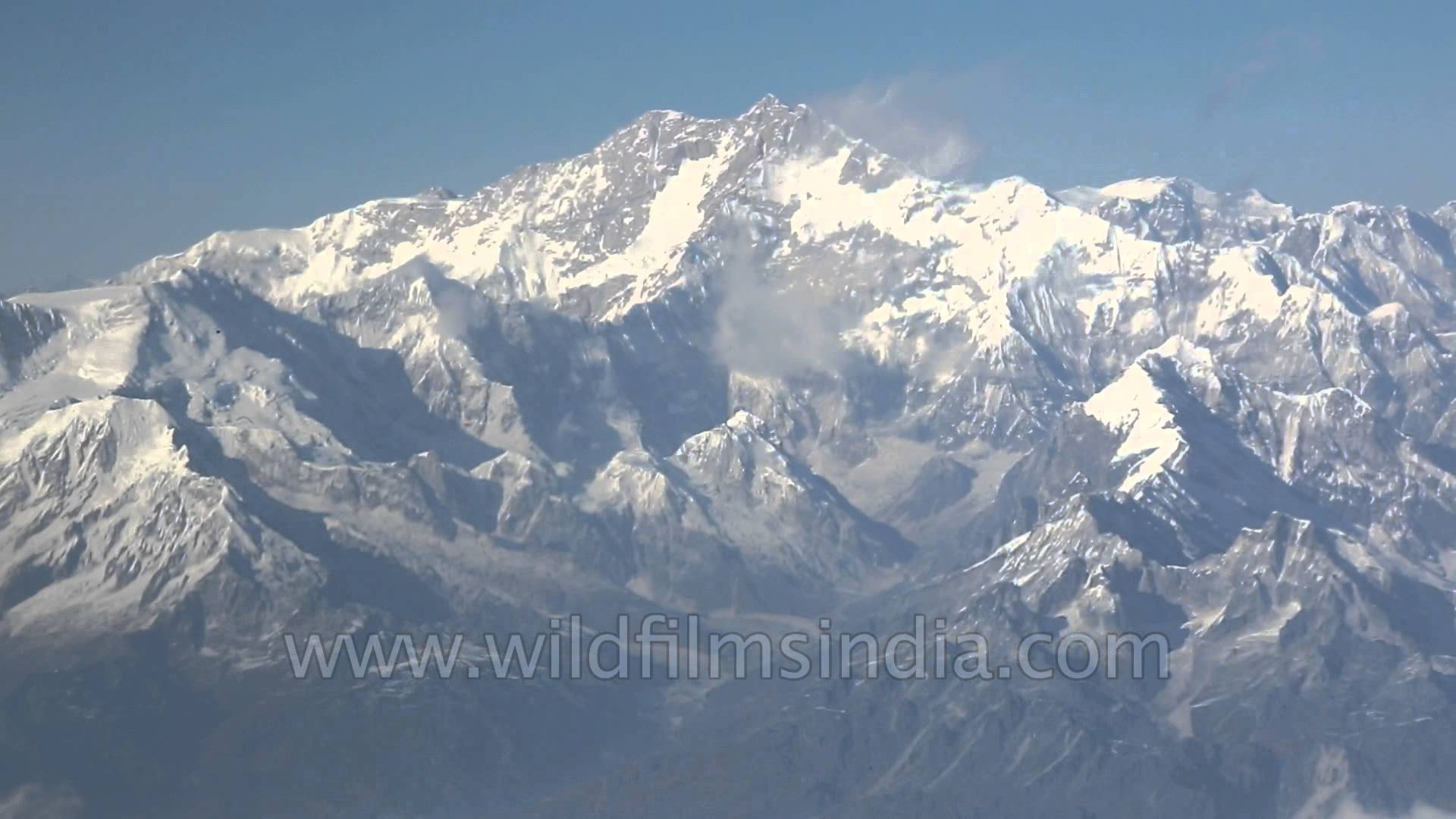 Kanchenjunga: India's highest peak, on Indo-Nepal border - YouTube