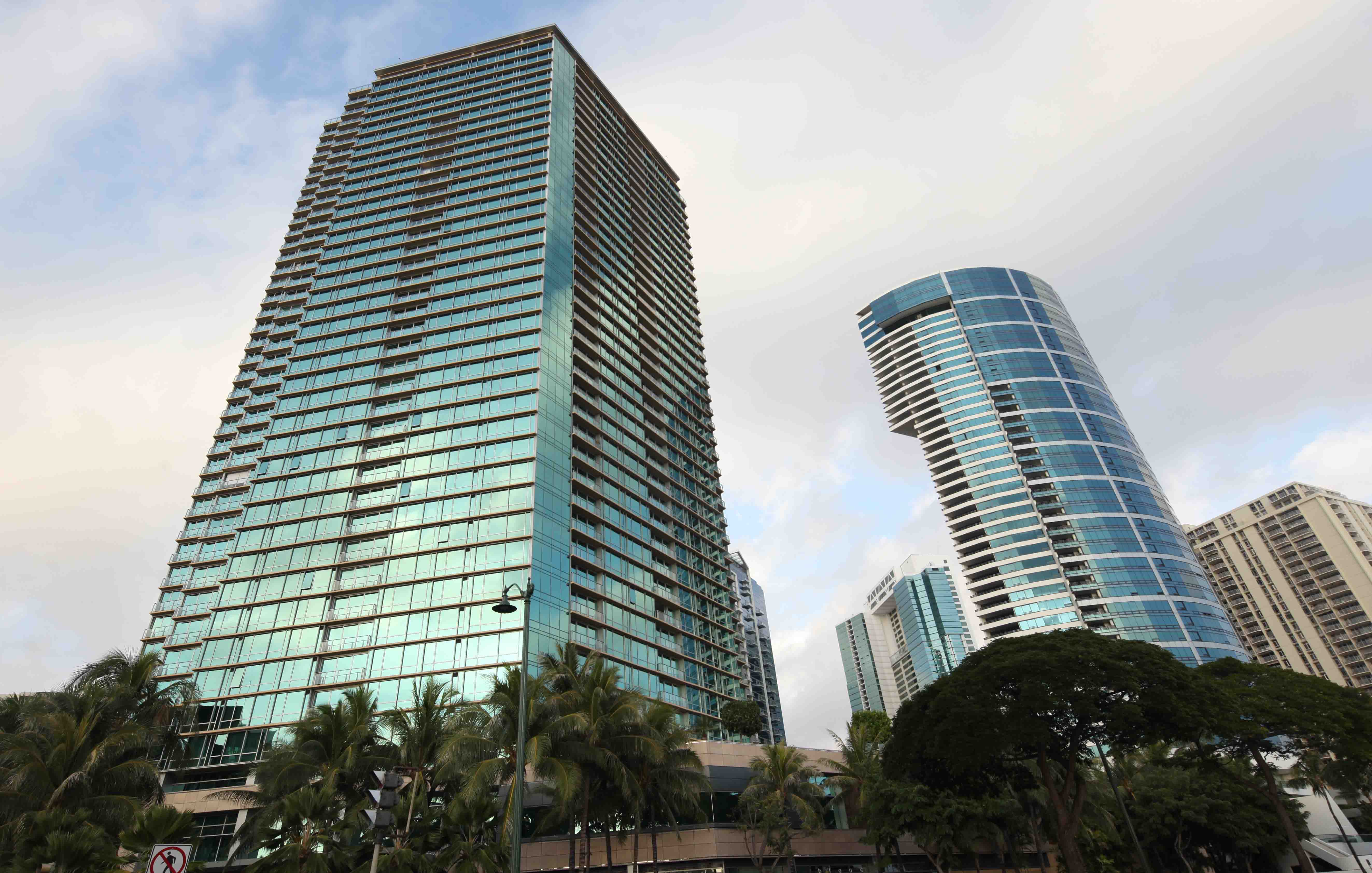 Honolulu High-rise Buildings 2 | Letter from Lund