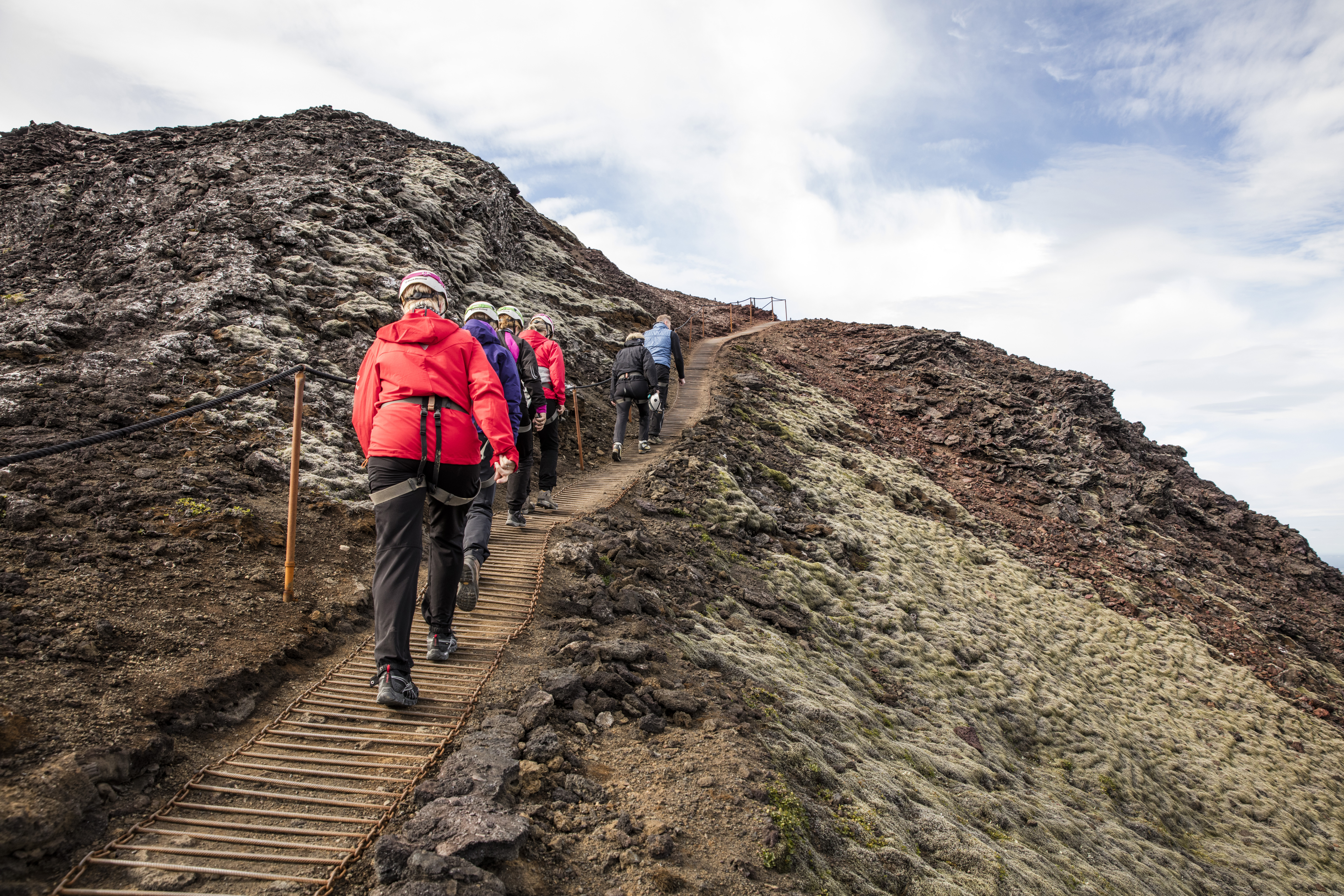 The Hike towards Thrihnukagigur Volcano | InsideTheVolcano.com