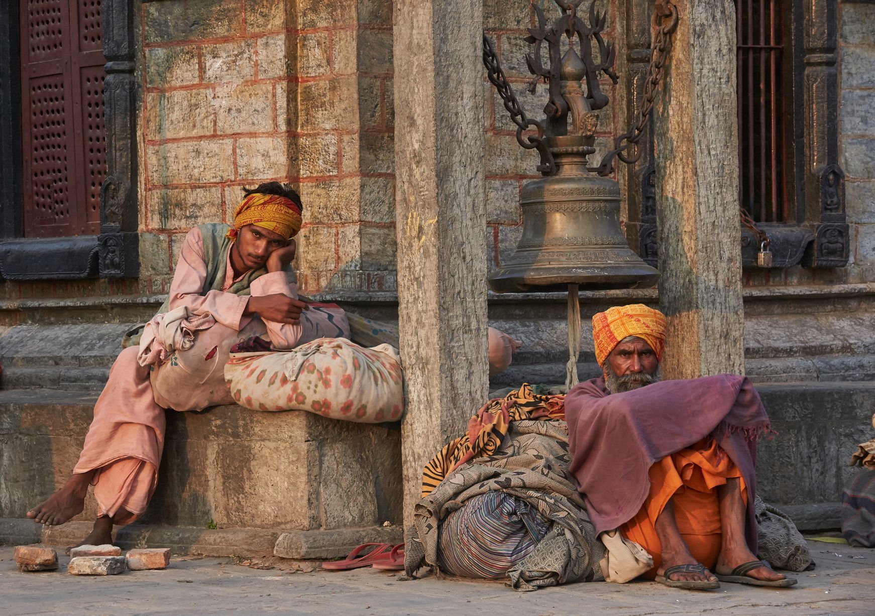 Wandering holy men of Nepal leave materialistic pleasures behind as ...