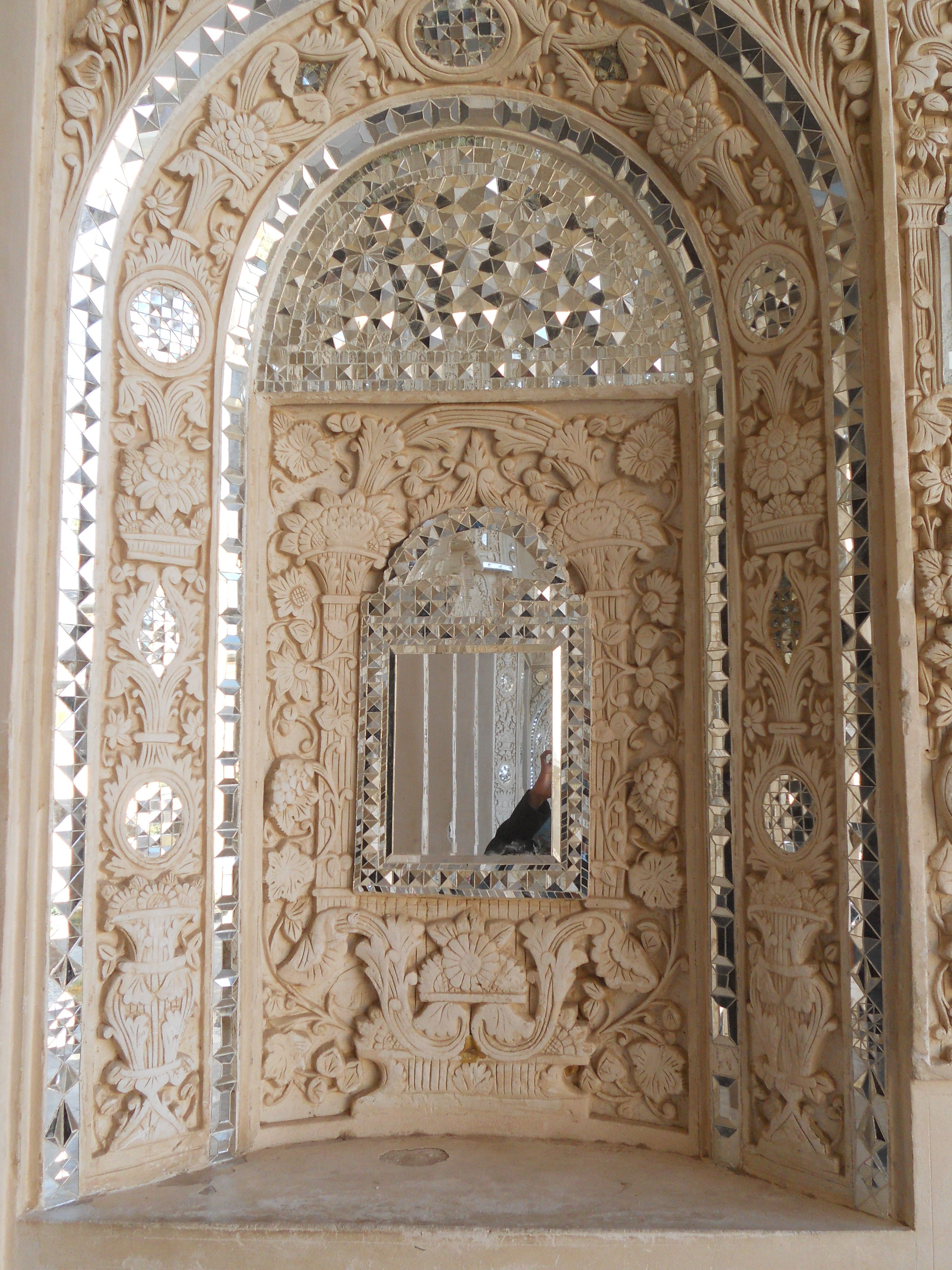 Kashan, Iran A Historic House | Kashan tour | Pinterest | Iran ...