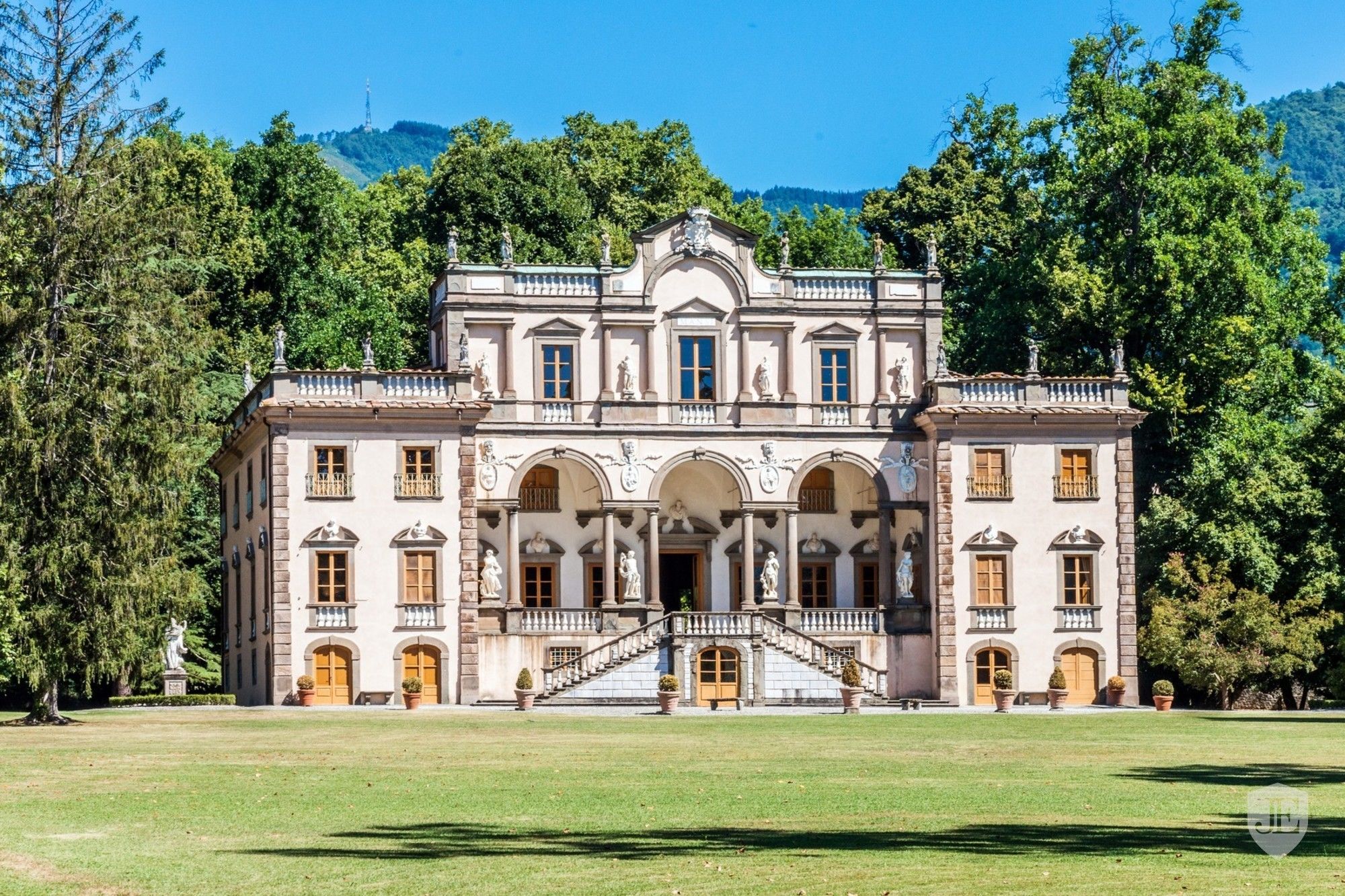 Luxury Historic Mansion In The Countryside Of Lucca in Capannori ...