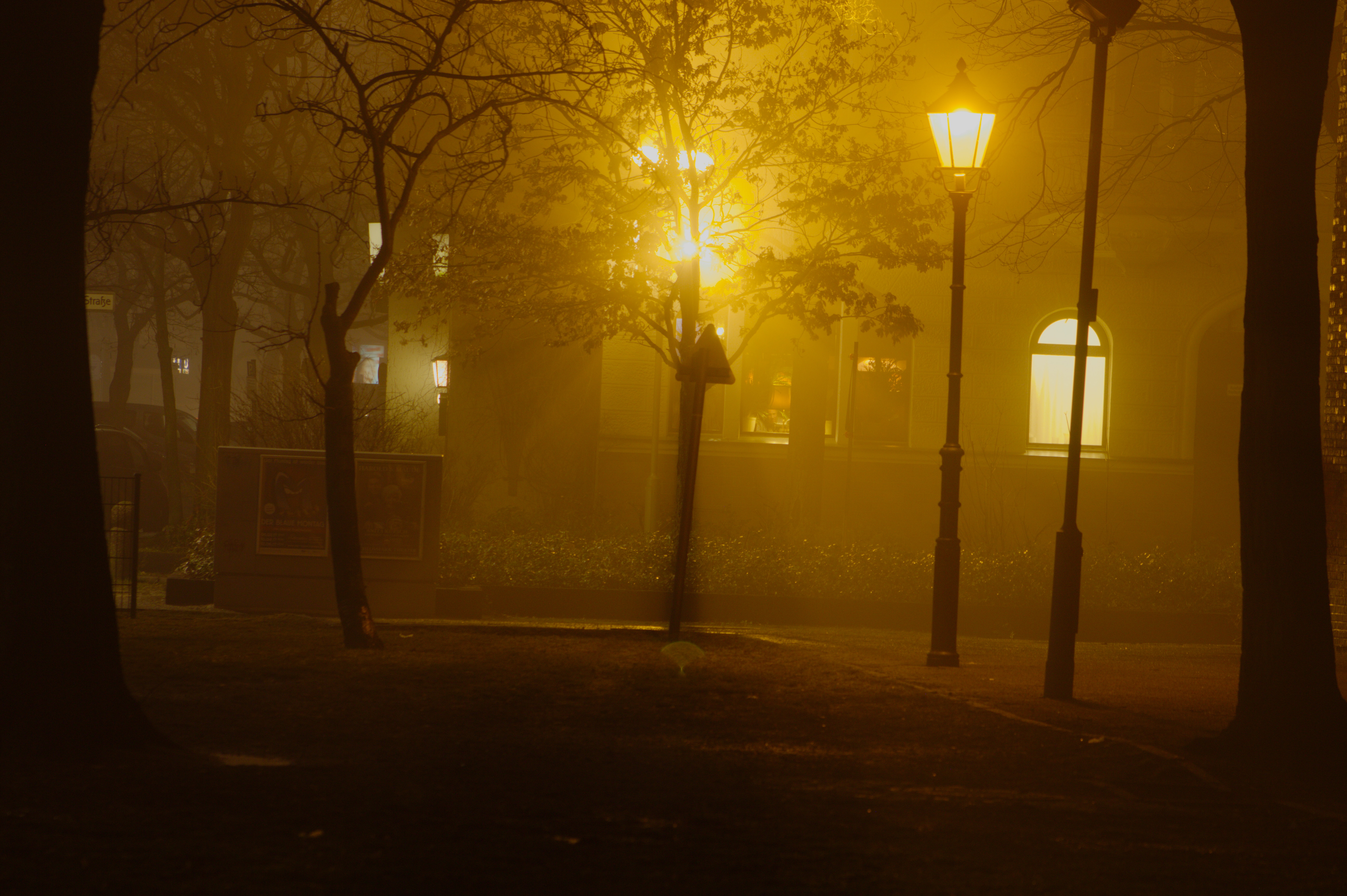 Hohenzollernplatz at night photo