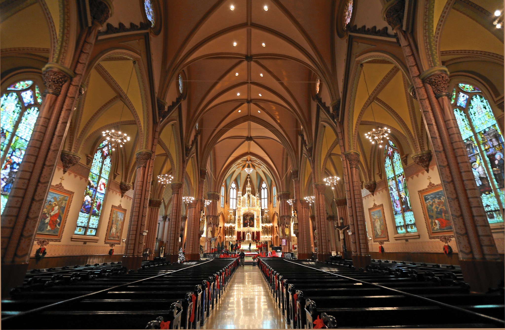 Chicago's Holy Family Church, saved from demolition 25 years ago ...