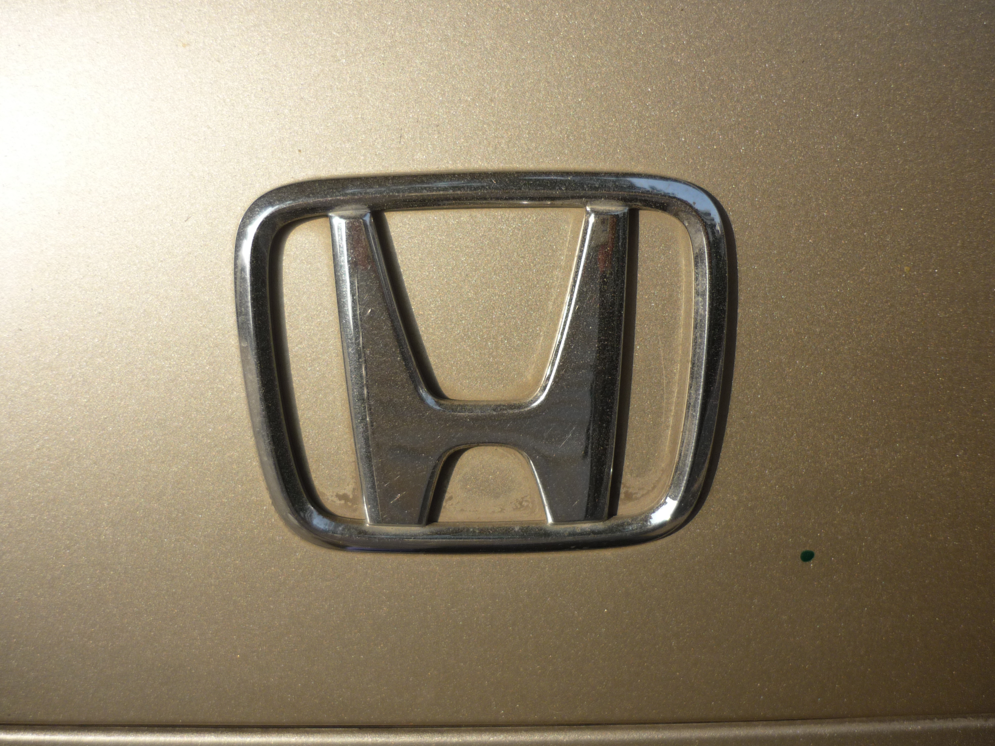 Honda logo photo