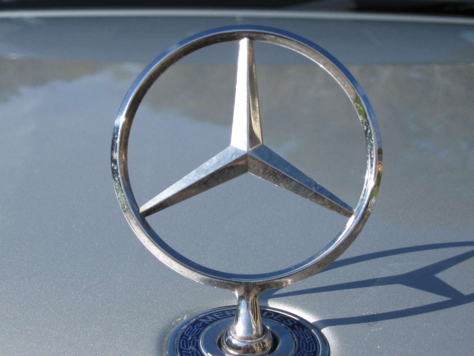 Hood Ornament - Mercedes-Benz Forum
