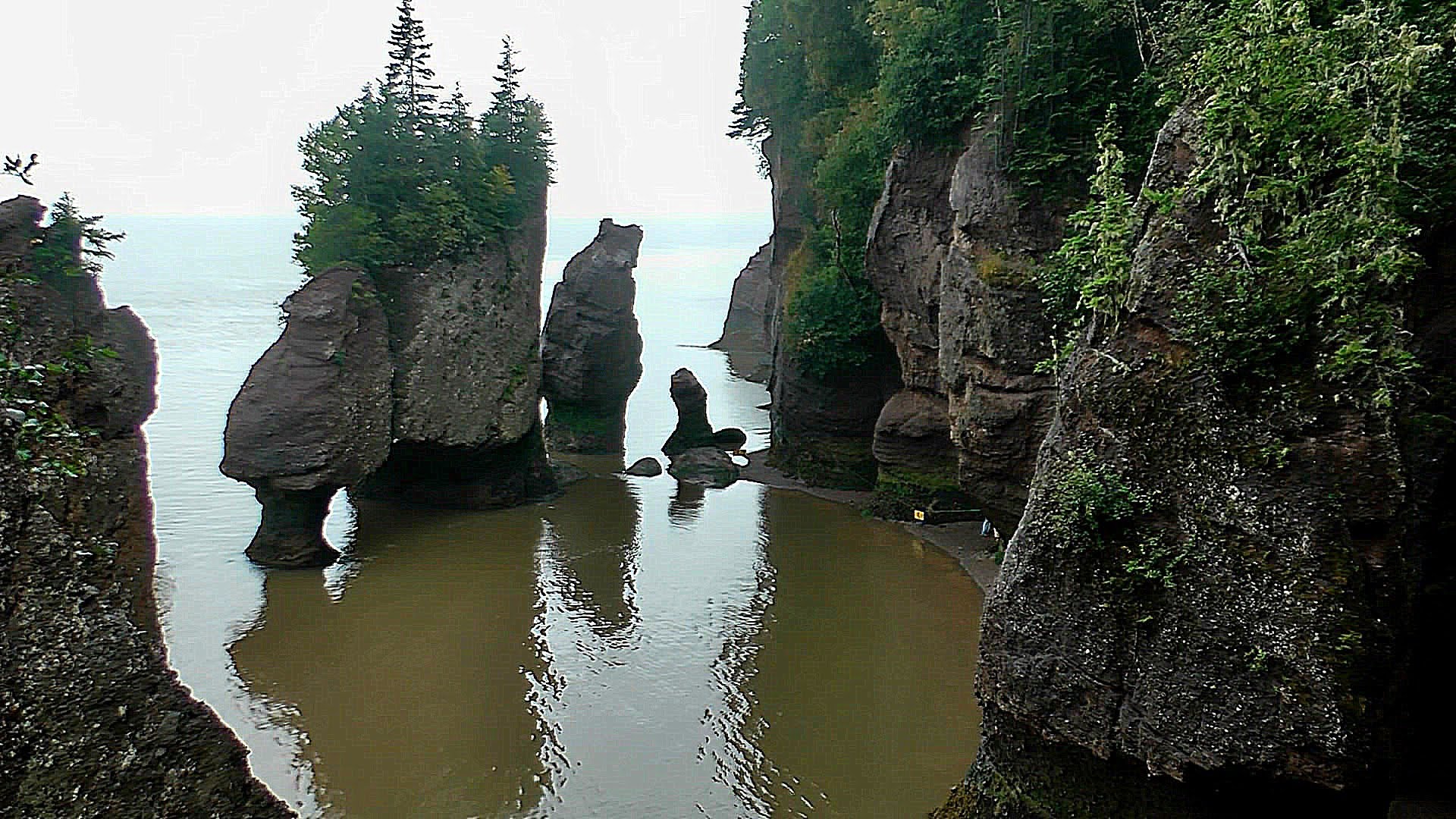 Hopewell Rocks, Bay of Fundy, Canada in HD - YouTube