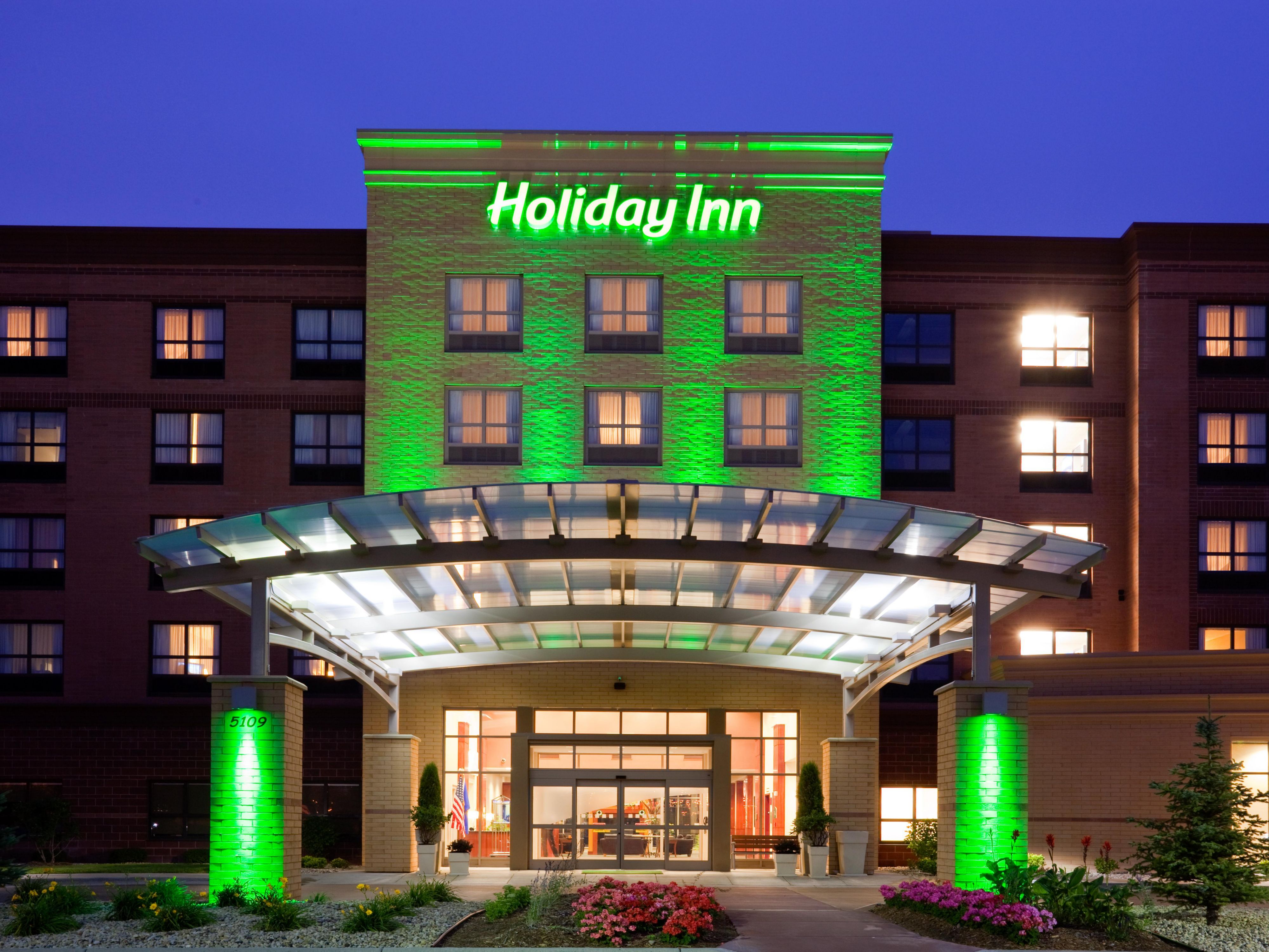 Holiday Inn Madison at The American Center Hotel by IHG