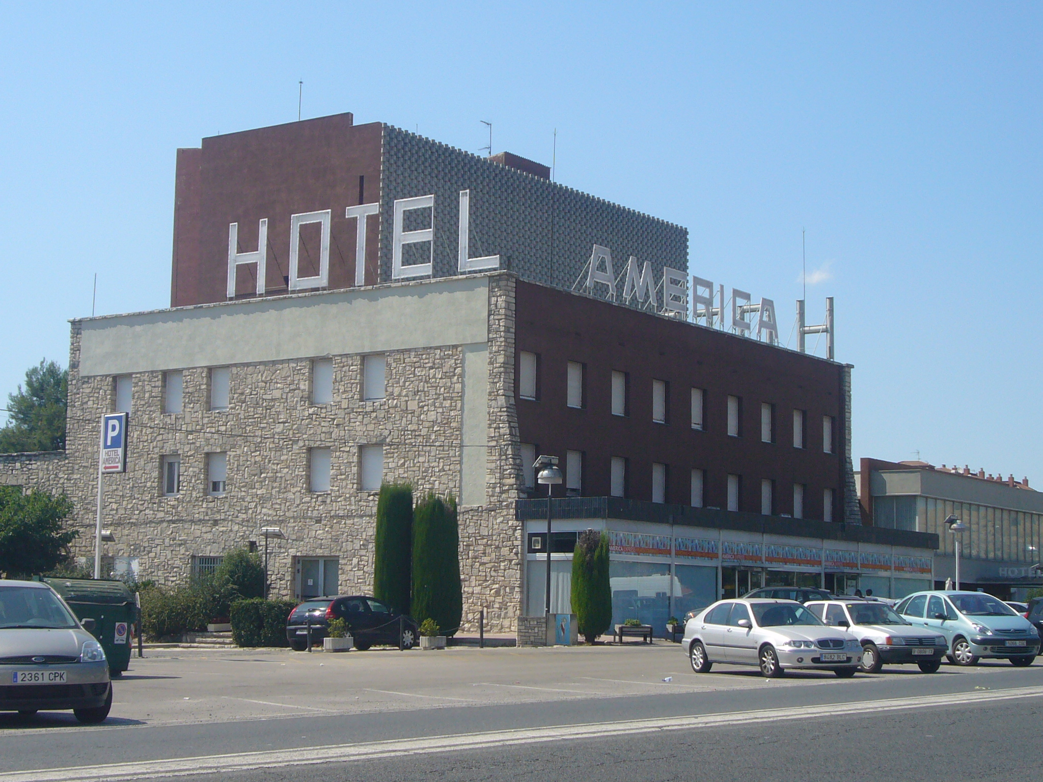 File:Hotel America, Igualada.jpg - Wikimedia Commons