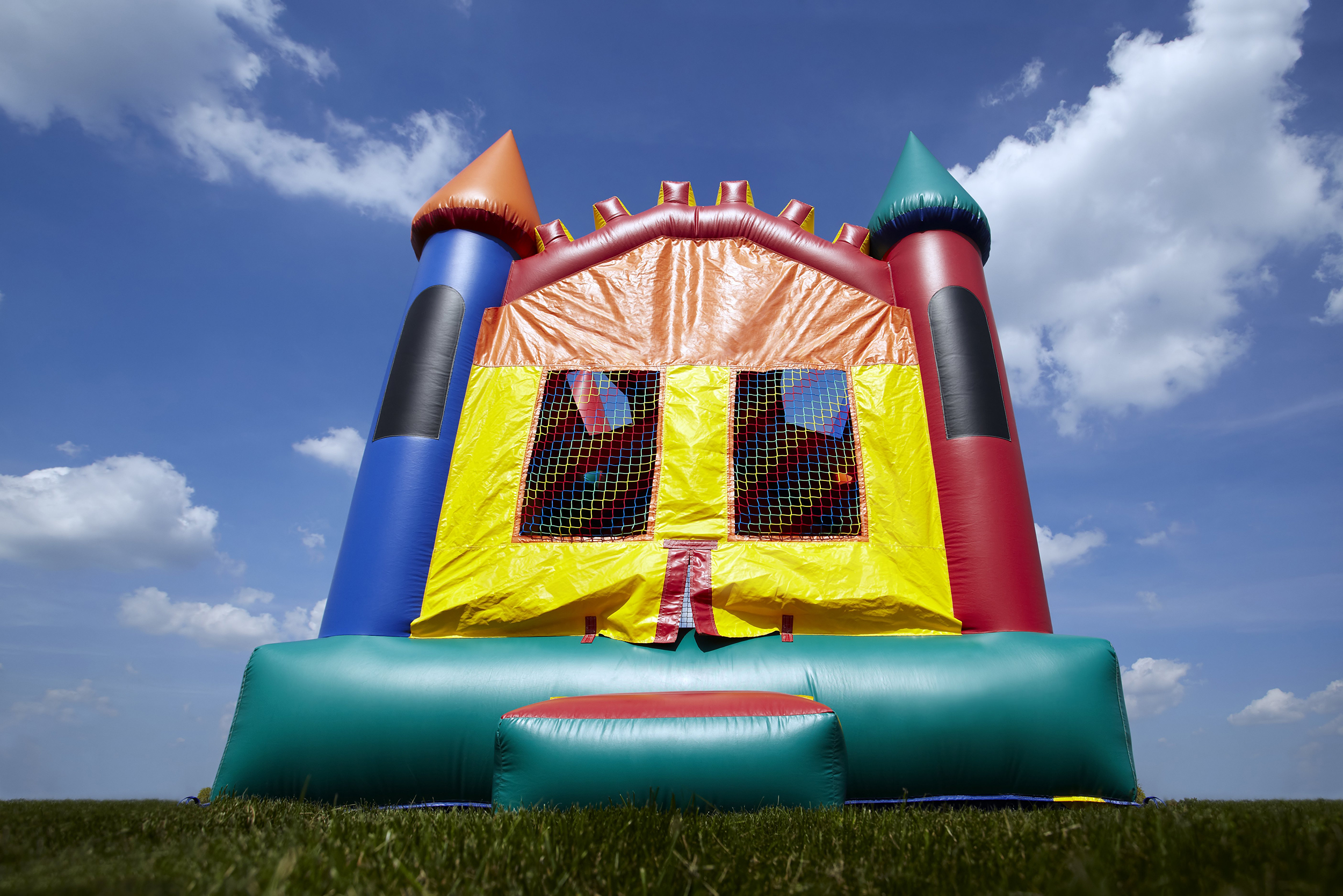Bounce house safety back in spotlight after boy blown onto ...