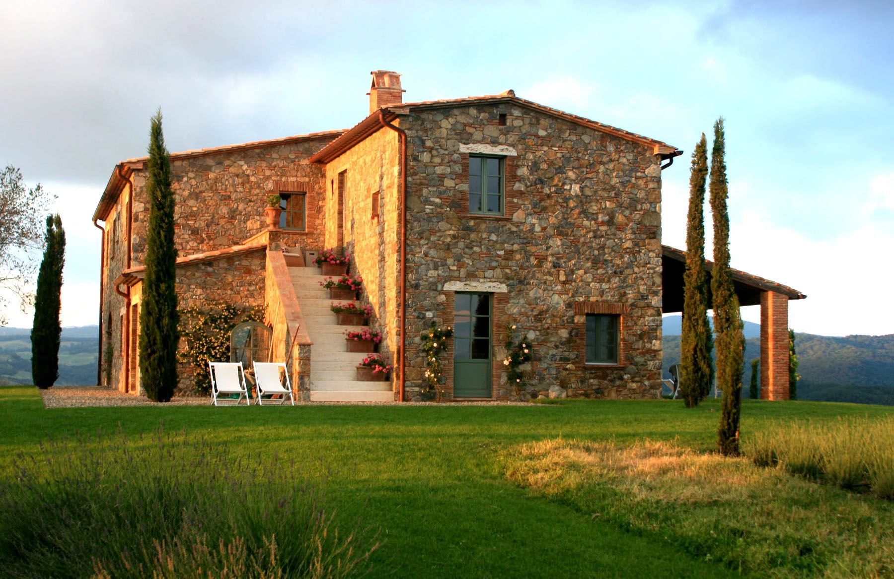20 Gorgeous Homes in Tuscany, Italy | Joinery, Foundation and Architects