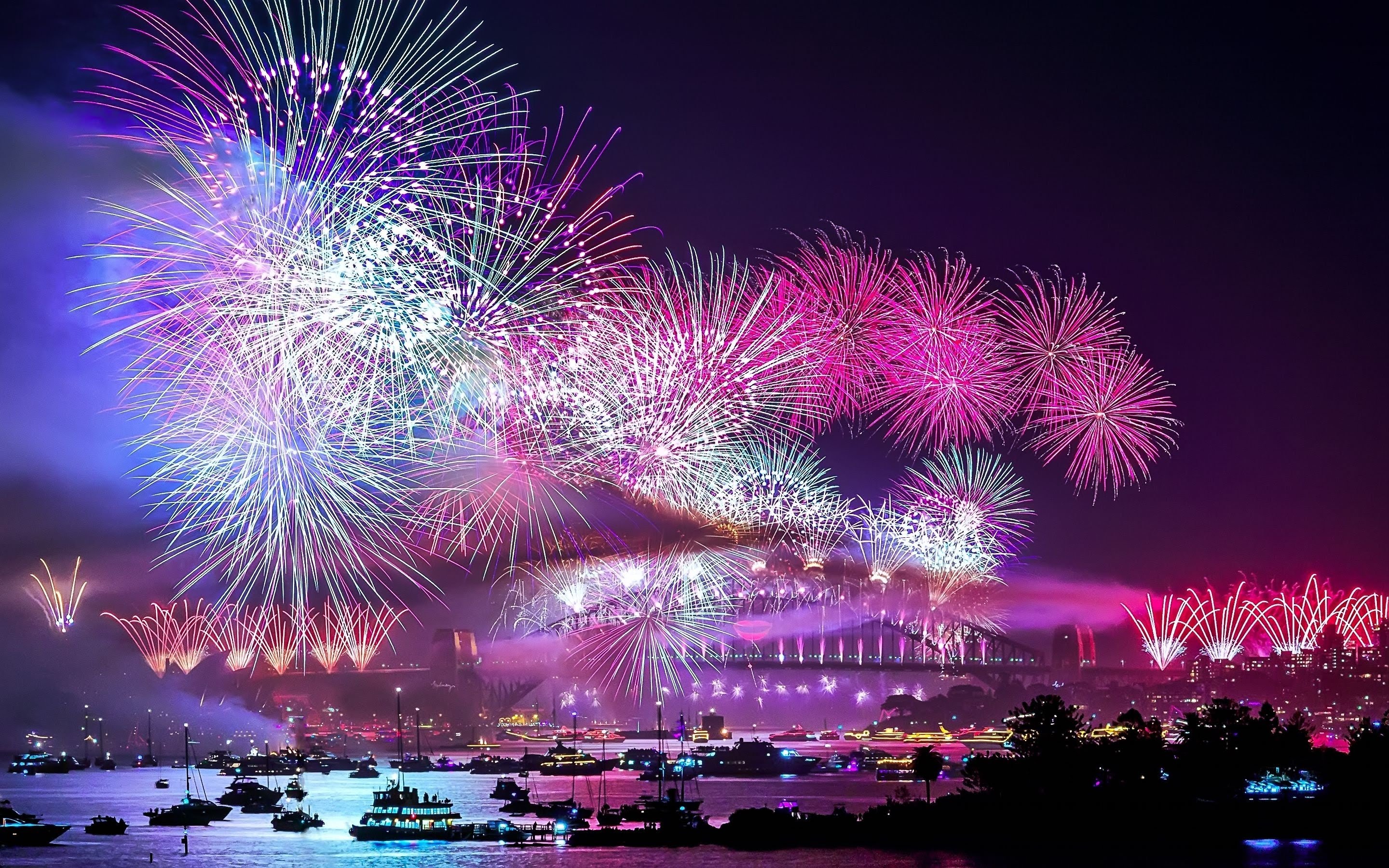 Firework Shows From Around The World - YouTube