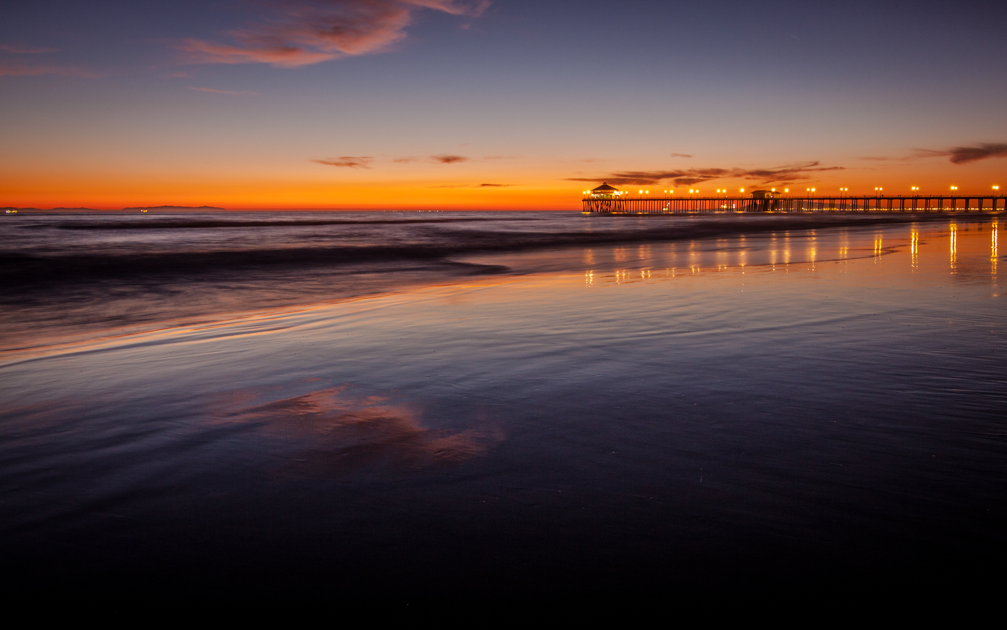 Huntington Beach Pier | FarzinPhoto