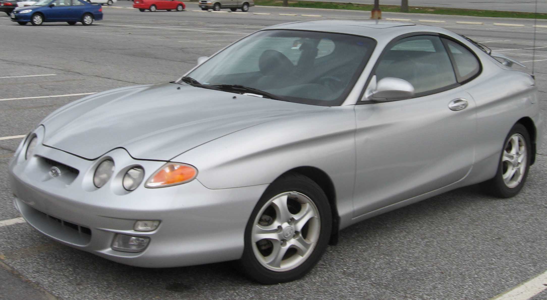 File:2000-2001 Hyundai Tiburon.jpg - Wikimedia Commons